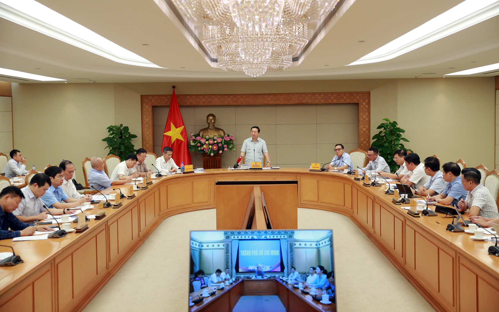 Quy định cấp giấy chứng nhận đăng k&yacute; ph&aacute;t điện mặt trời ở nh&agrave; d&acirc;n phải đơn giản nhất- Ảnh 2.