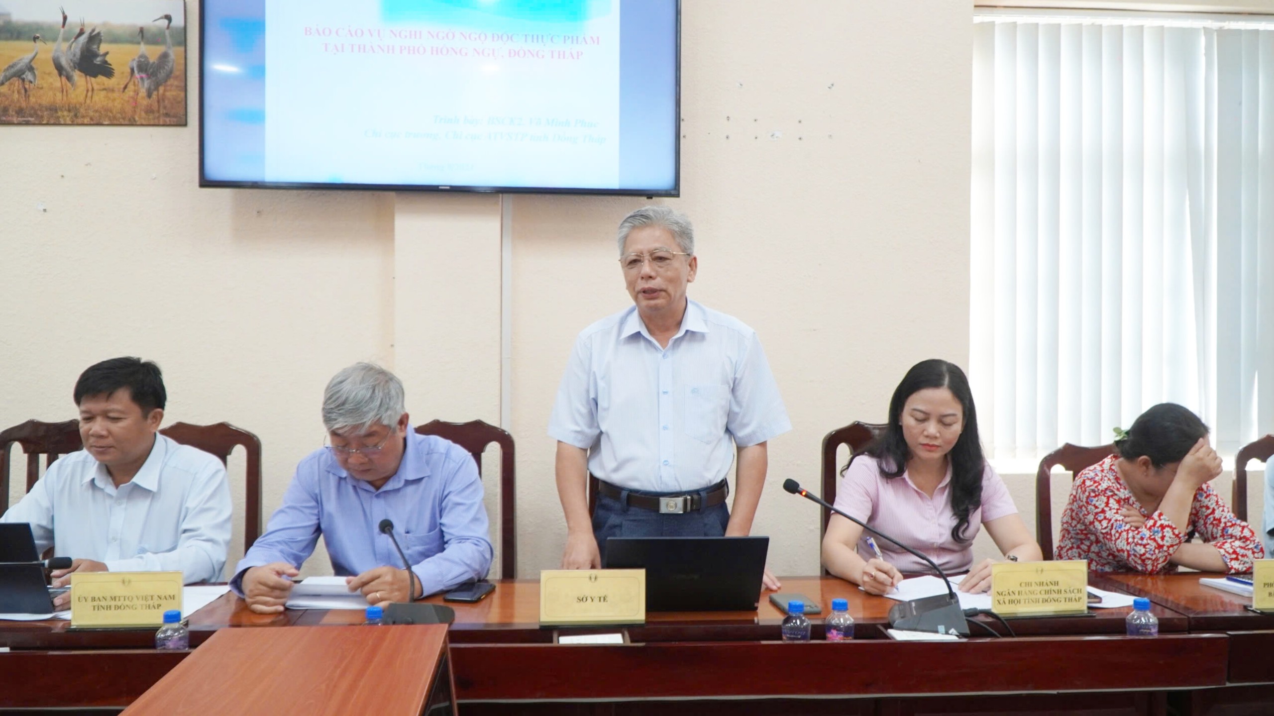 Điều tra nguy&ecirc;n nh&acirc;n cả trăm người nhập viện sau khi ăn b&aacute;nh m&igrave;- Ảnh 2.