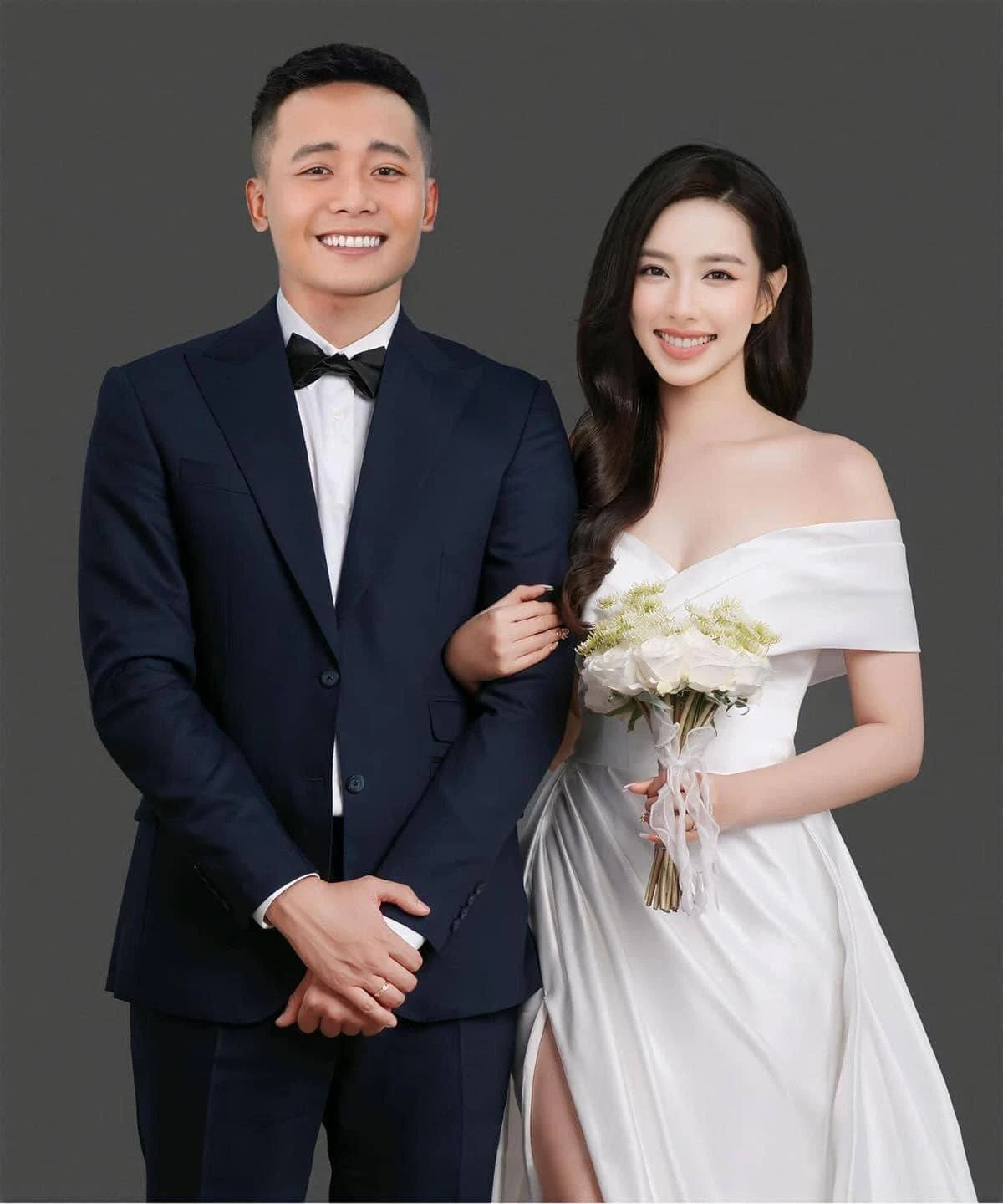 Th&ugrave;y Ti&ecirc;n v&agrave; Quang Linh Vlogs chuẩn bị cưới l&agrave; tin kh&ocirc;ng c&oacute; thật- Ảnh 1.