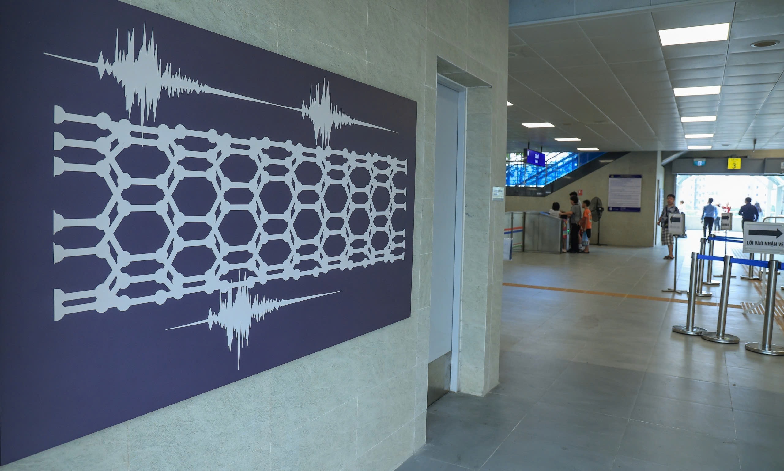 Bất ngờ với bức tranh đặc biệt tại c&aacute;c nh&agrave; ga metro Nhổn - ga H&agrave; Nội- Ảnh 22.