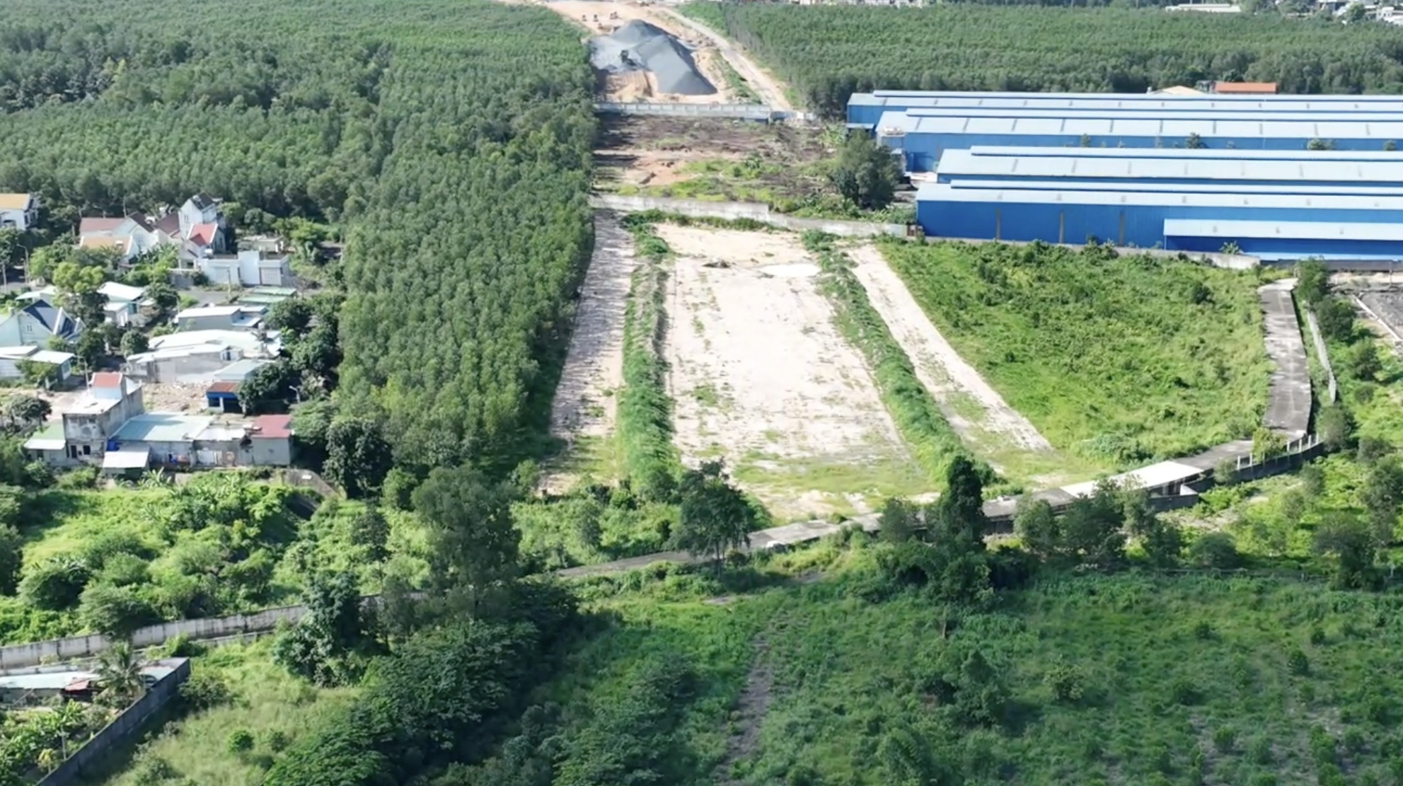 Chưa c&oacute; đủ mặt bằng, cao tốc Bi&ecirc;n Ho&agrave; - Vũng T&agrave;u lại đối diện nguy cơ thiếu đất đắp- Ảnh 6.