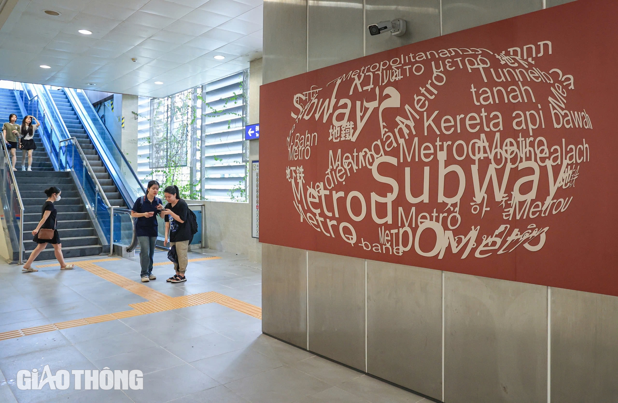 Bất ngờ với bức tranh đặc biệt tại c&aacute;c nh&agrave; ga metro Nhổn - ga H&agrave; Nội- Ảnh 7.