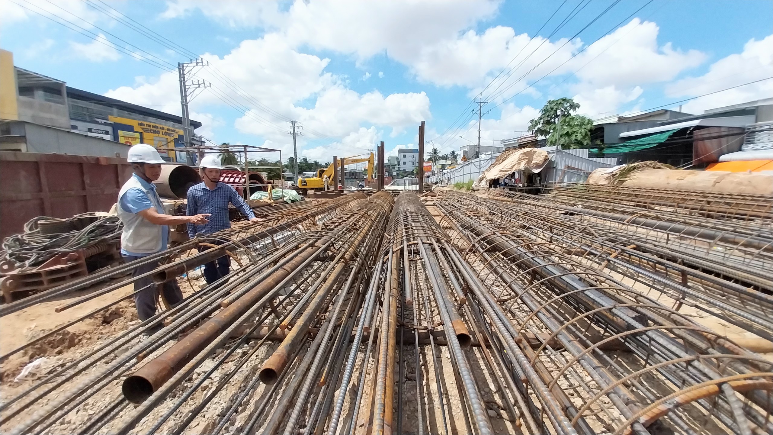 Đồng loạt n&acirc;ng tĩnh kh&ocirc;ng 3 cầu ở Đồng Th&aacute;p- Ảnh 1.