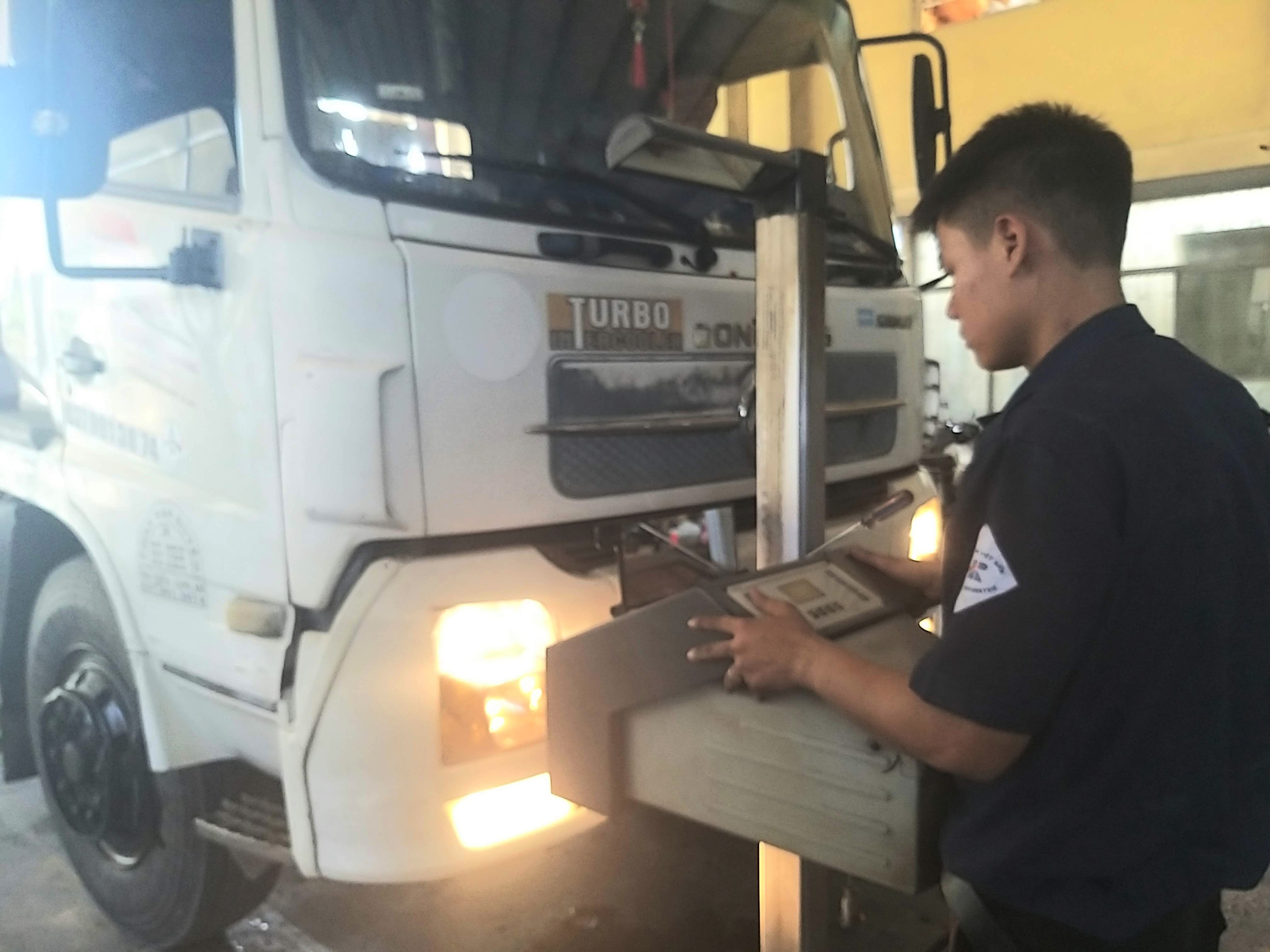 Kh&ocirc;ng c&ograve;n xếp h&agrave;ng chờ đăng kiểm nhờ c&oacute; app- Ảnh 2.