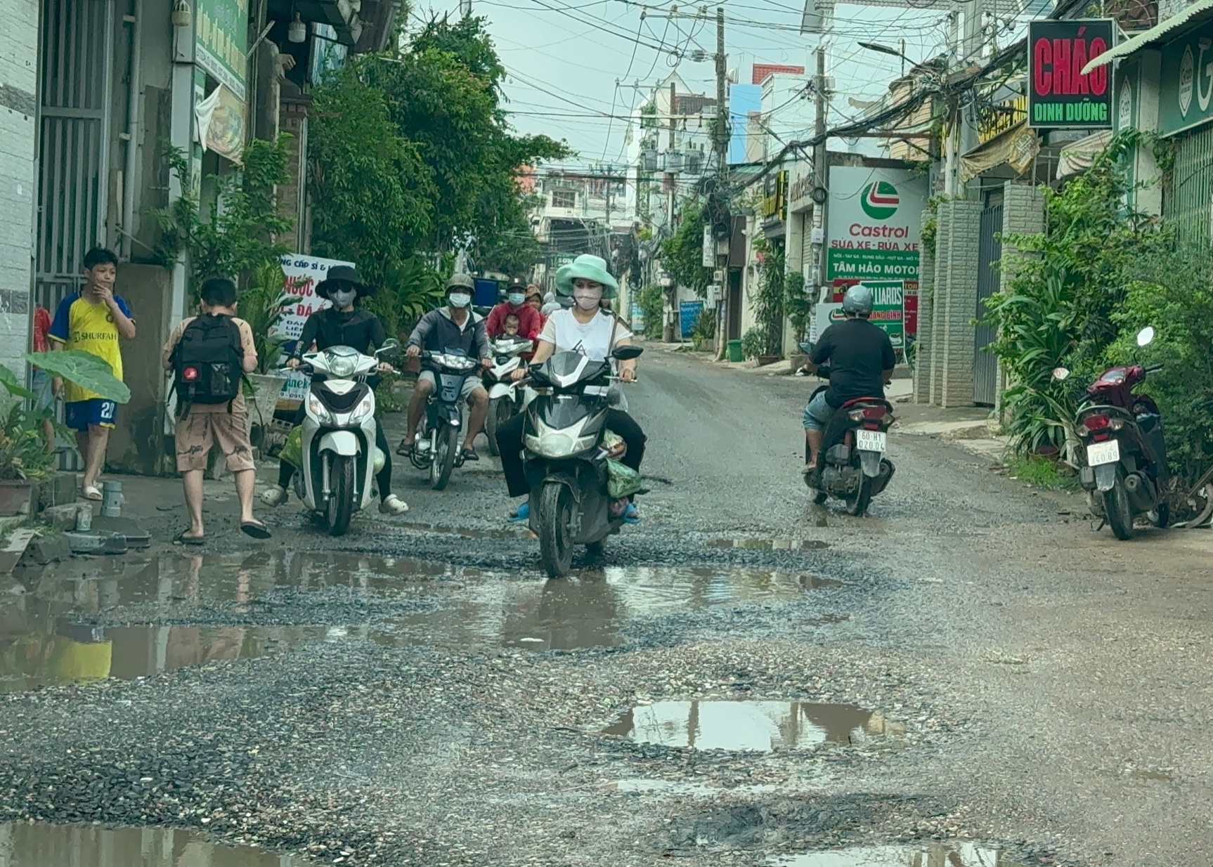 Đồng Nai: Xe tải c&agrave;y n&aacute;t hai tuyến đường nội đ&ocirc;- Ảnh 3.