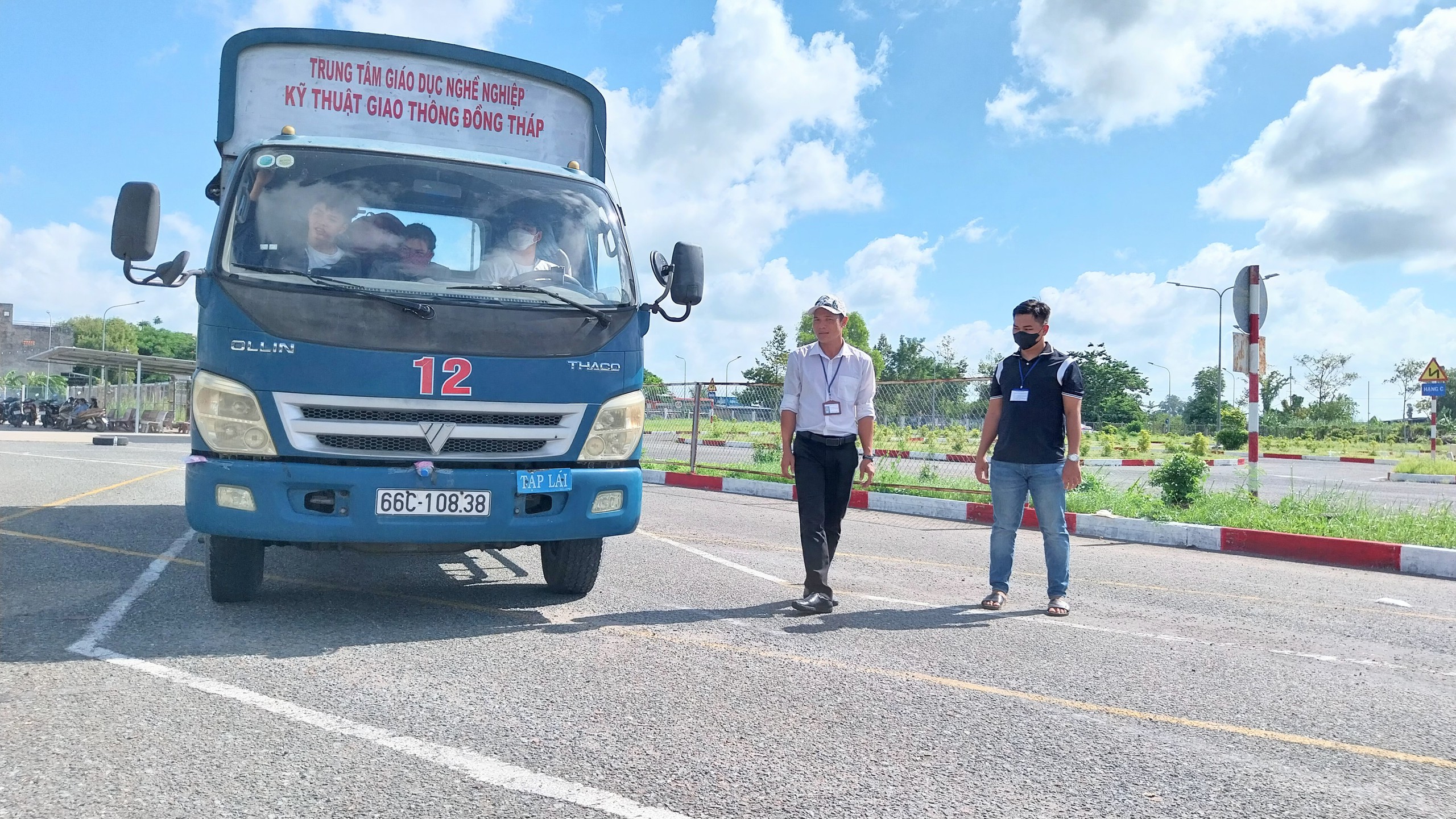 Học l&aacute;i xe &ocirc; t&ocirc; ở Đồng Th&aacute;p c&oacute; g&igrave; đặc biệt?- Ảnh 1.