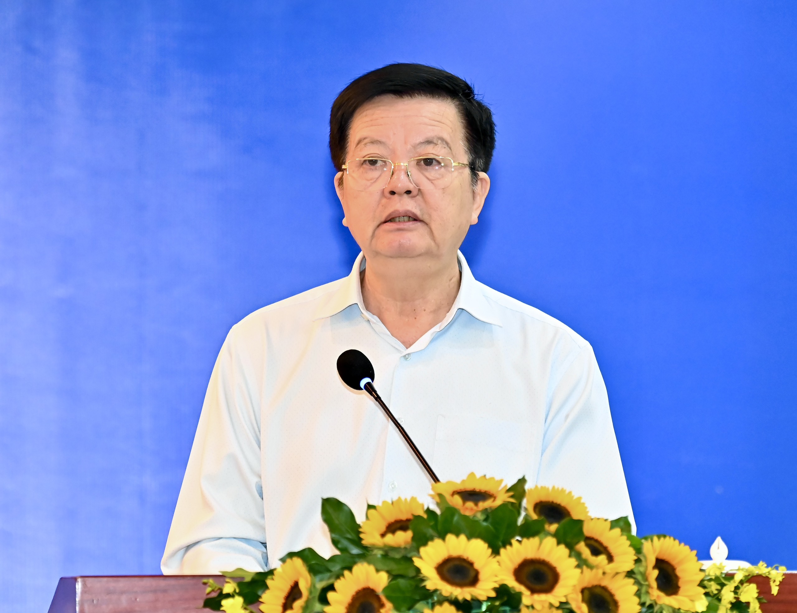 &Ocirc;ng Mai Văn Ch&iacute;nh l&agrave;m Trưởng Ban D&acirc;n vận Trung ương- Ảnh 1.