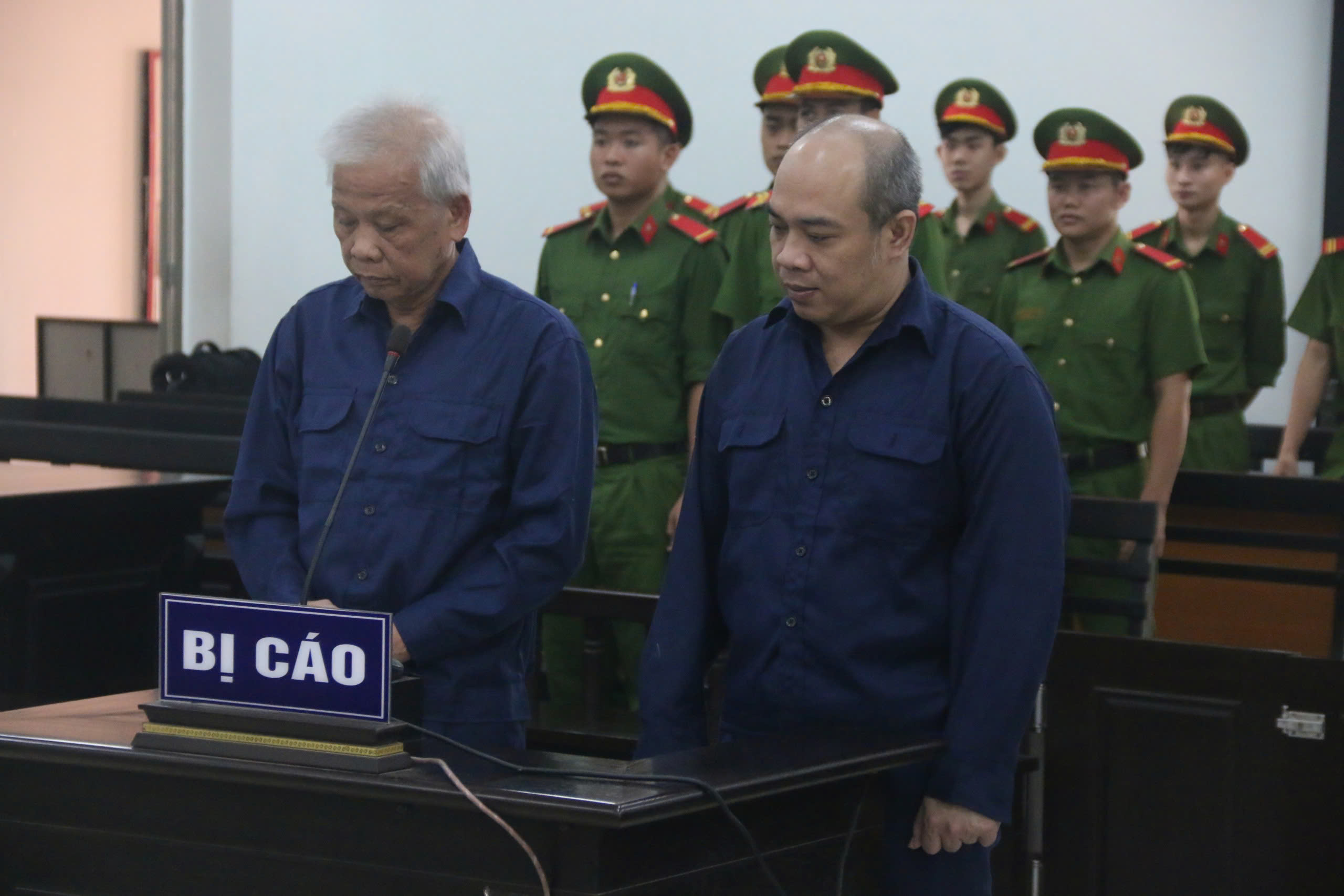 Tuy&ecirc;n &aacute;n cựu ph&oacute; gi&aacute;m đốc Trung t&acirc;m Đăng kiểm Kh&aacute;nh H&ograve;a- Ảnh 1.