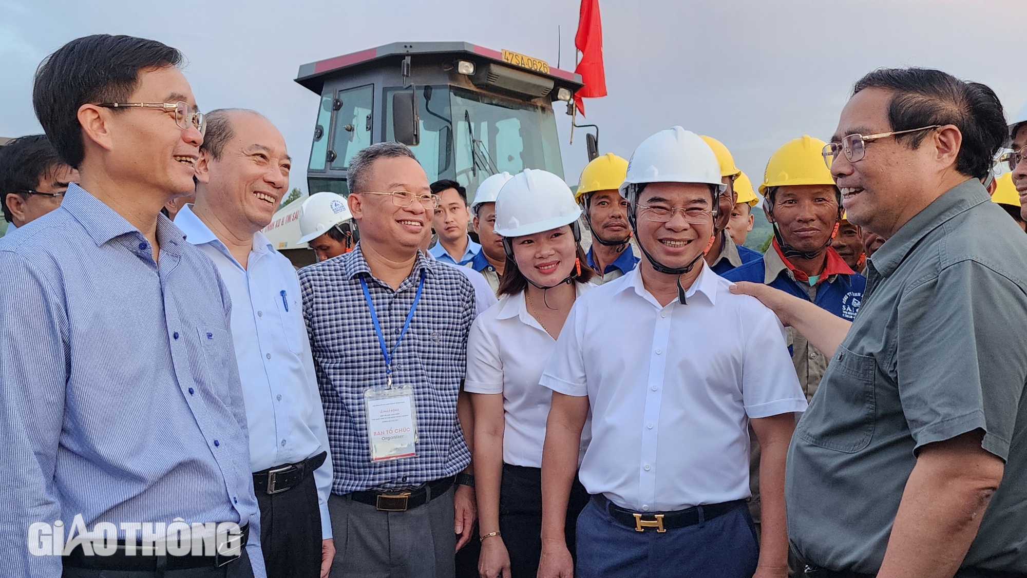 TRỰC TIẾP: Thủ tướng ph&aacute;t động thi đua 500 ng&agrave;y đ&ecirc;m ho&agrave;n th&agrave;nh mục ti&ecirc;u 3.000km cao tốc- Ảnh 1.
