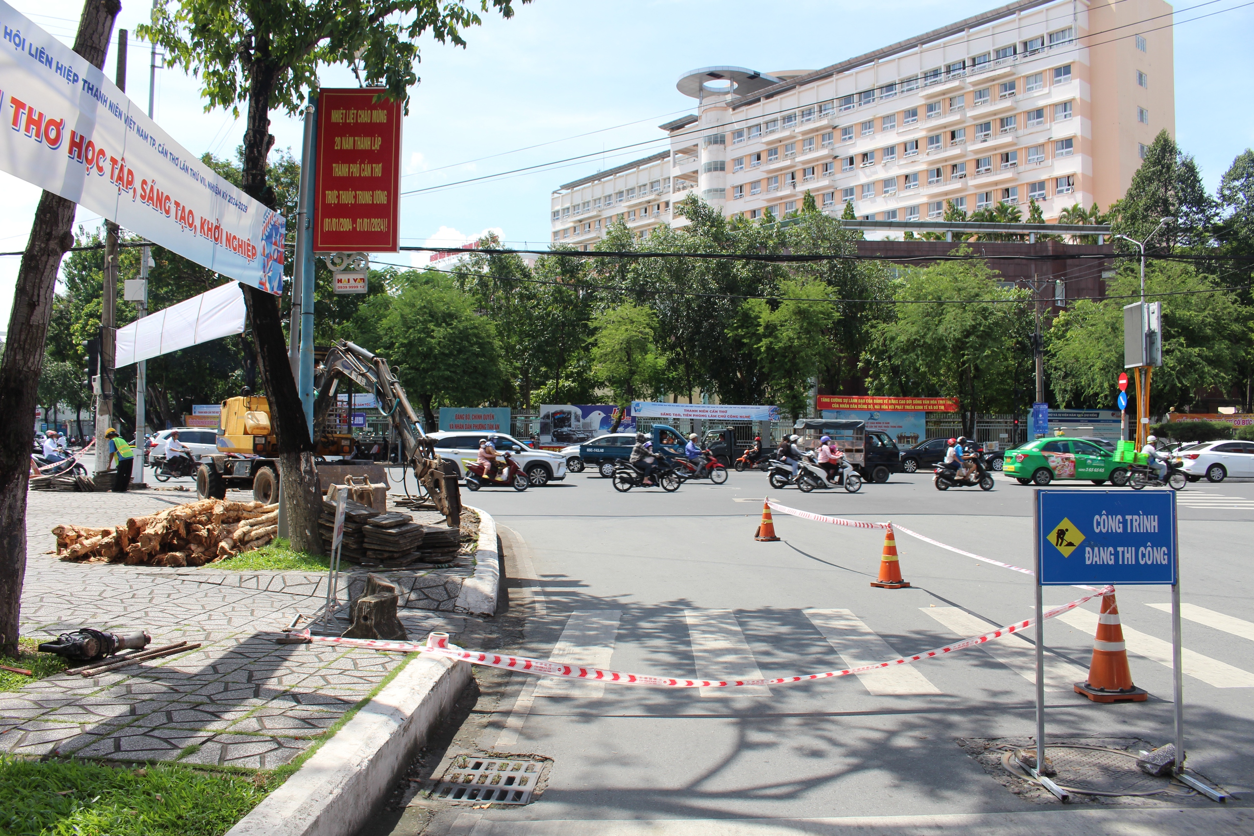 X&oacute;a tai nạn nghi&ecirc;m trọng tại c&aacute;c n&uacute;t giao Cần Thơ nhờ đ&egrave;n t&iacute;n hiệu gi&aacute; long m&ocirc;n- Ảnh 3.