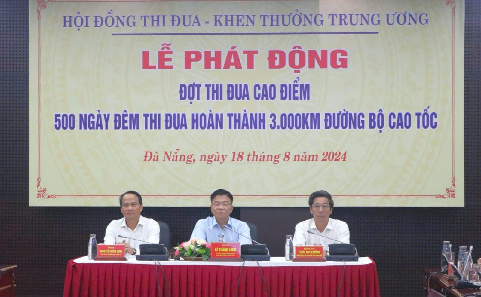 Thủ tướng: Đồng t&acirc;m hiệp lực "chỉ b&agrave;n l&agrave;m, kh&ocirc;ng b&agrave;n l&ugrave;i" ho&agrave;n th&agrave;nh 3.000km cao tốc- Ảnh 5.