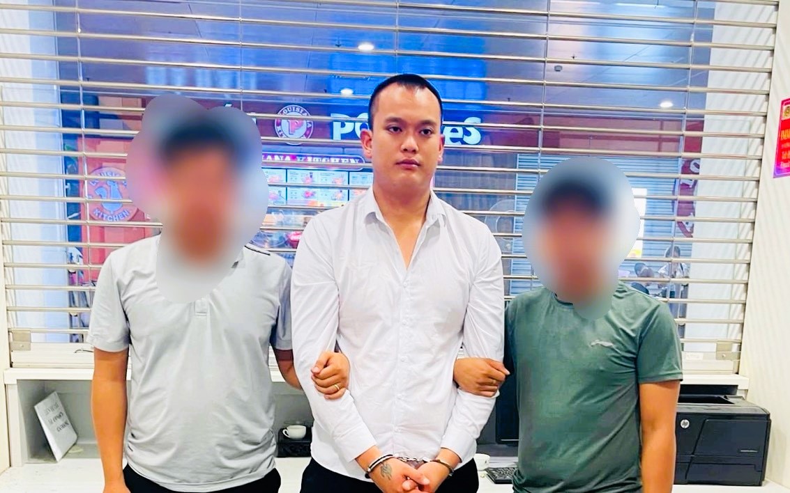 &ldquo;Đạt lợn&rdquo; bị bắt giữ khi vừa nhập cảnh Việt Nam sau 2 năm lẩn trốn
