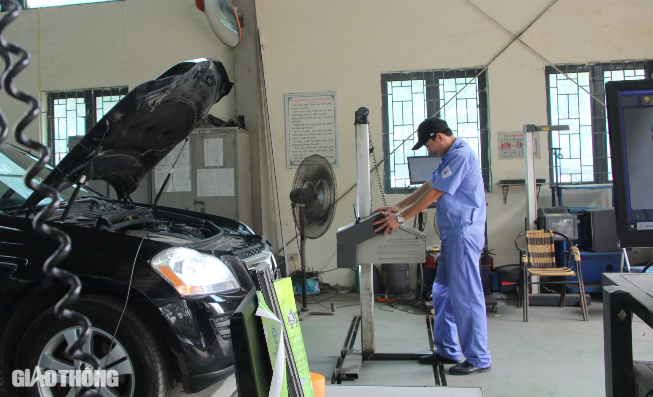 V&igrave; sao giấy chứng nhận đăng kiểm c&oacute; hai loại kh&aacute;c nhau về m&agrave;u sắc?- Ảnh 1.