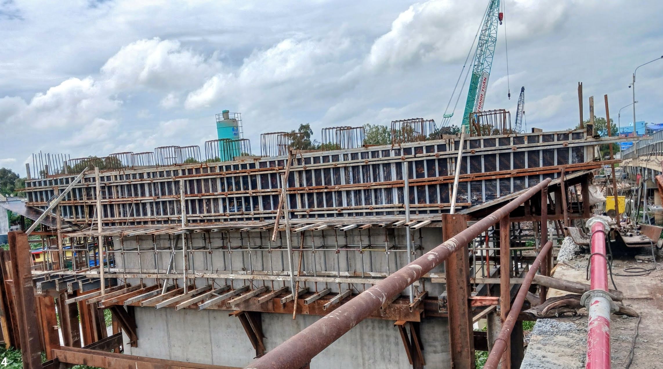 Lụt tiến độ do vướng GPMB, 8 c&acirc;y cầu đang tăng tốc thi c&ocirc;ng- Ảnh 1.