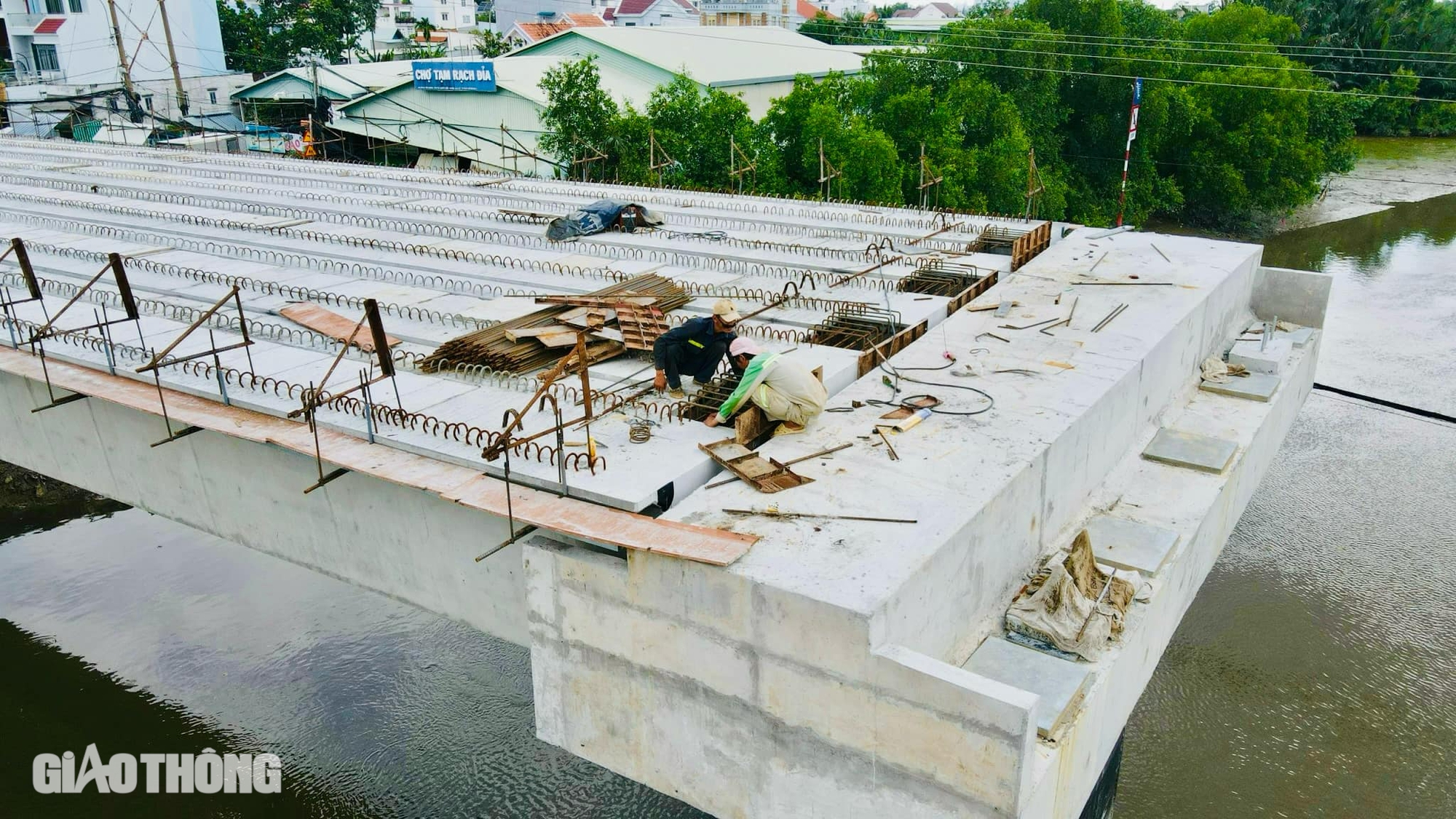 Cận cảnh c&acirc;y cầu sắp "giải cứu" giao th&ocirc;ng ph&iacute;a Nam TP.HCM- Ảnh 5.