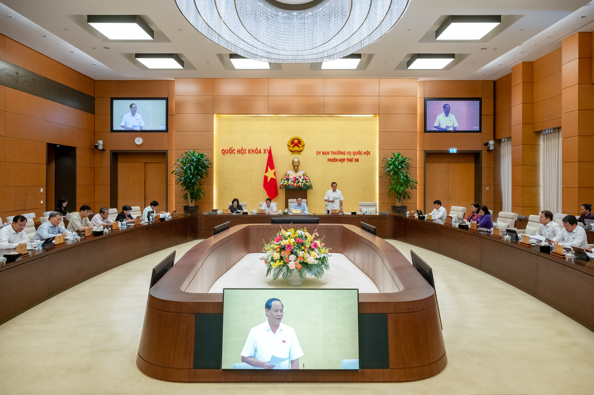 H&ocirc;m nay, Ủy ban Thường vụ Quốc hội chất vấn c&aacute;c th&agrave;nh vi&ecirc;n Ch&iacute;nh phủ- Ảnh 1.