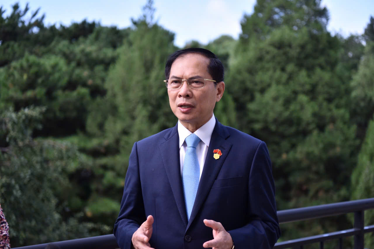 Việt - Trung th&uacute;c đẩy kết nối đường bộ cao tốc, đường sắt tốc độ cao- Ảnh 2.