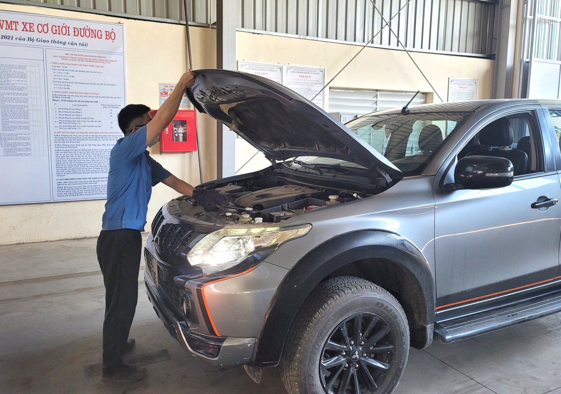 Nhu cầu đăng kiểm tăng mạnh dịp cuối năm, chủ xe cần lưu ý gì?- Ảnh 2. Nhu cầu đăng kiểm tăng mạnh dịp cuối năm, chủ xe cần lưu ý gì?- Ảnh 2.