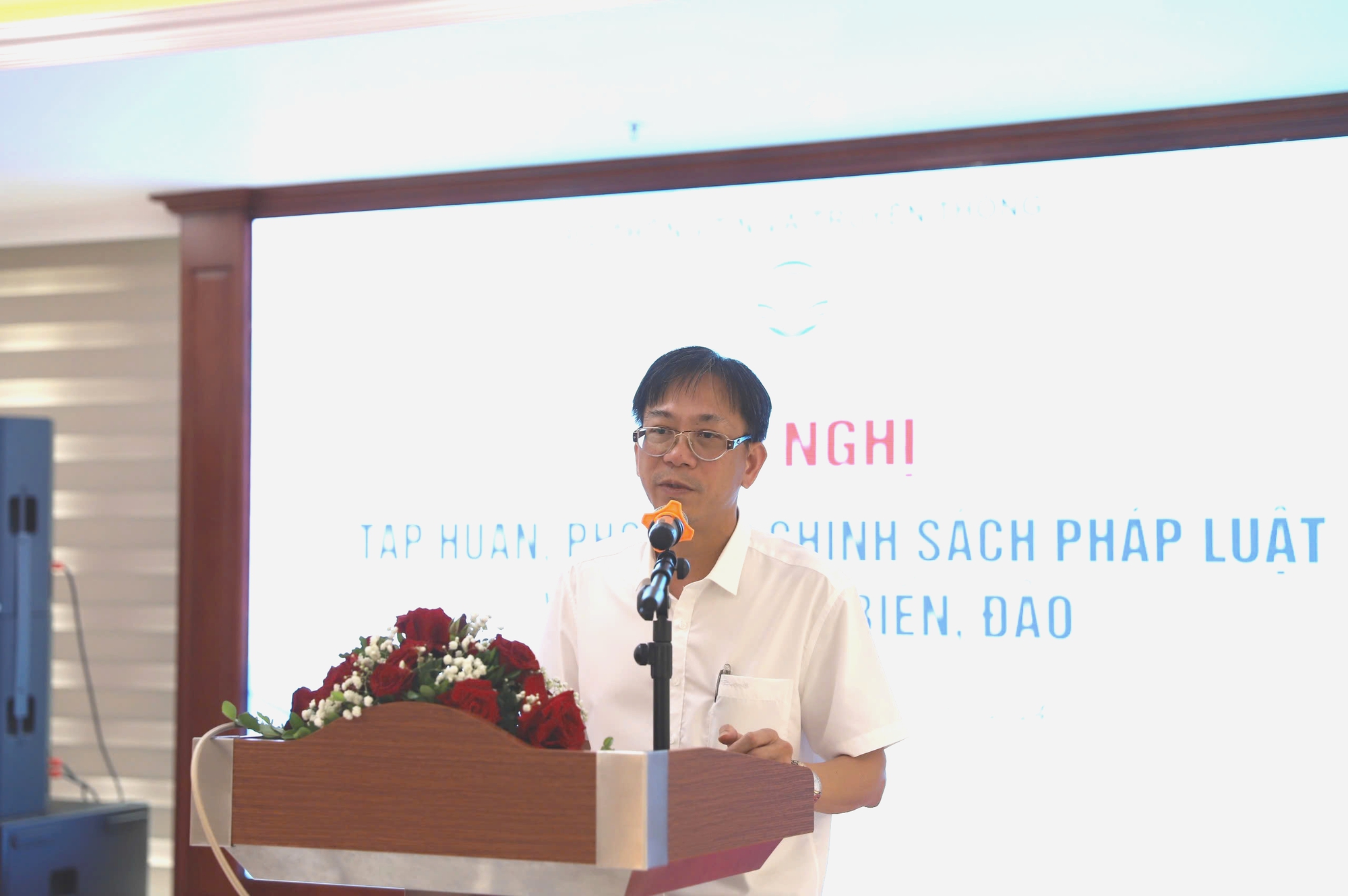 Tăng cường tuy&ecirc;n truyền ch&iacute;nh s&aacute;ch ph&aacute;p luật về chủ quyền biển, đảo- Ảnh 1.