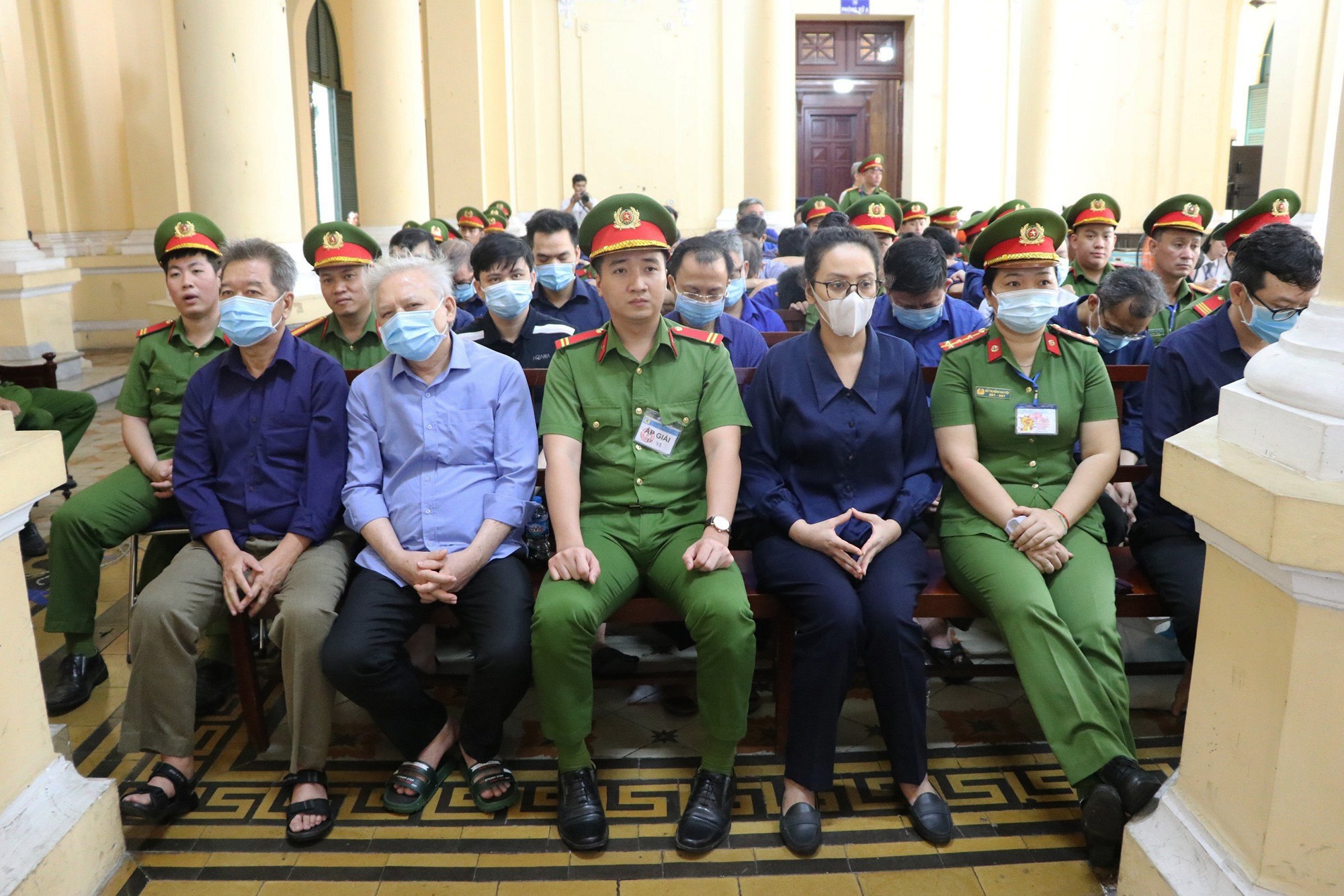 X&eacute;t xử nghi&ecirc;m minh c&aacute;c vụ &aacute;n tham nhũng, thu hồi t&agrave;i sản tăng- Ảnh 2.