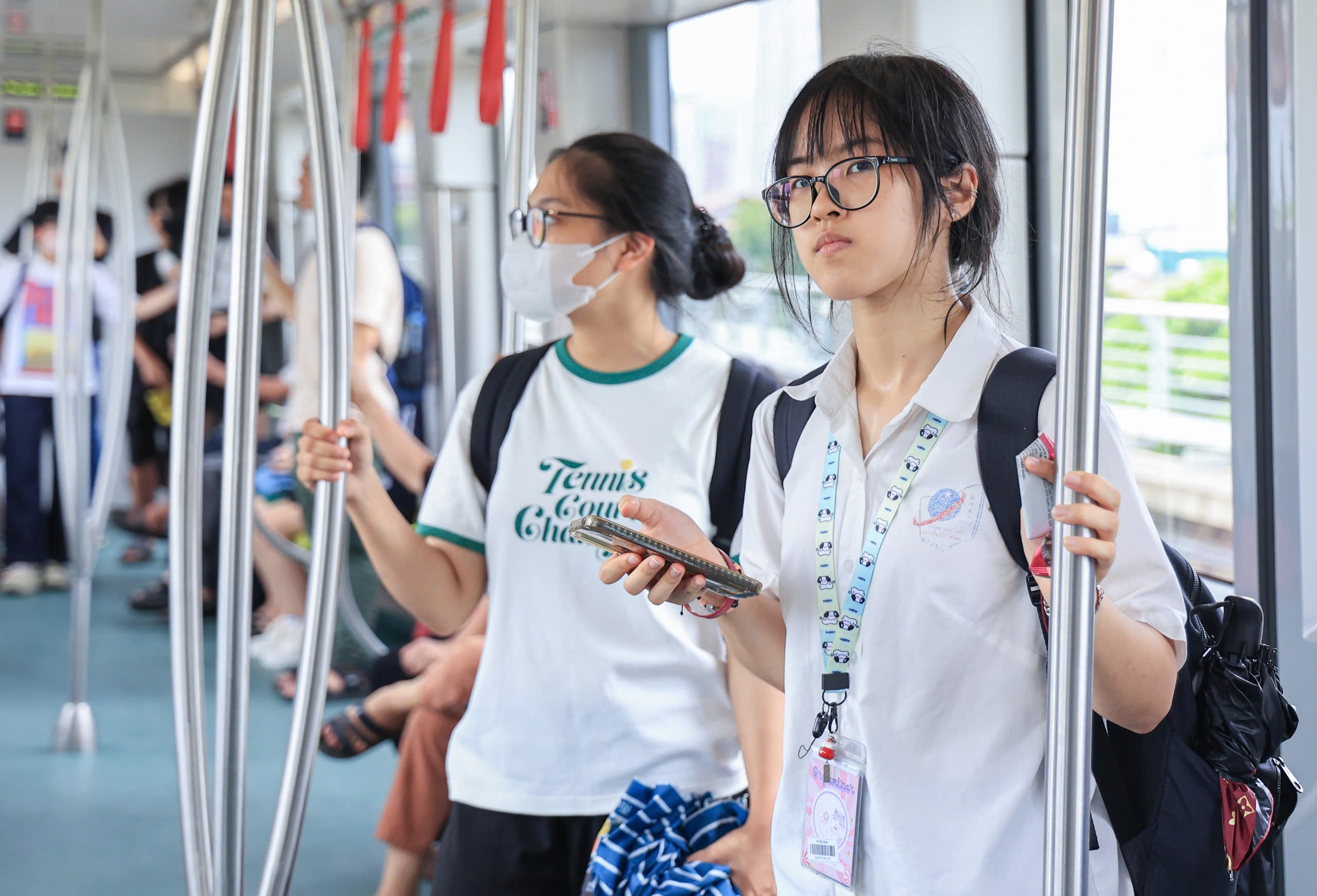 Metro Nhổn - ga H&agrave; Nội ng&agrave;y cuối miễn ph&iacute;: Hết cảnh chen ch&acirc;n trải nghiệm- Ảnh 7.