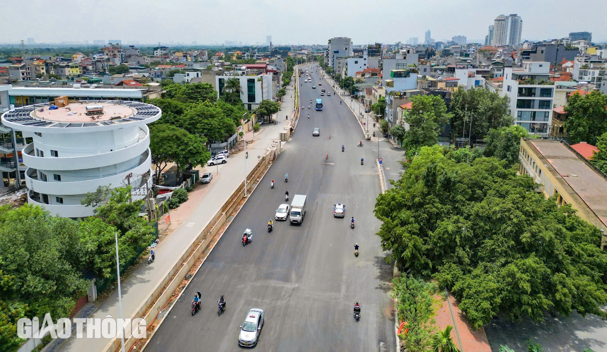 To&agrave;n cảnh đường &Acirc;u Cơ - Nghi T&agrave;m sắp th&ocirc;ng xe- Ảnh 10.