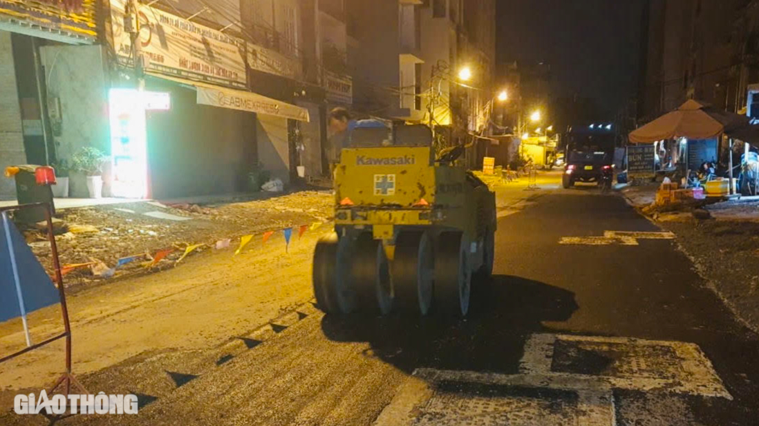 Đường v&agrave;o s&acirc;n bay T&acirc;n Sơn Nhất chưa đầy 1km c&oacute; 5 dự &aacute;n thi c&ocirc;ng đan xen- Ảnh 9.