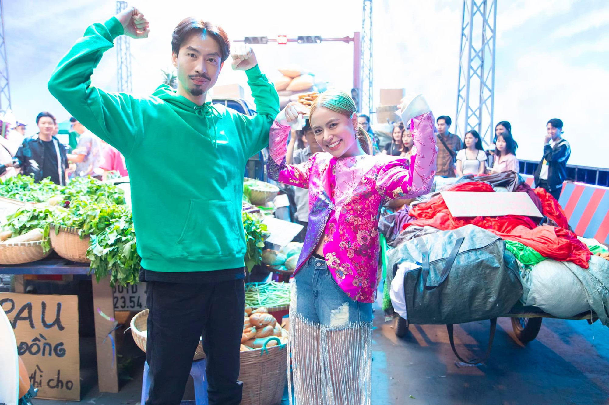 Ho&agrave;ng Th&ugrave;y Linh v&agrave; Đen V&acirc;u c&oacute; mối lương duy&ecirc;n trong &acirc;m nhạc thế n&agrave;o?- Ảnh 2.