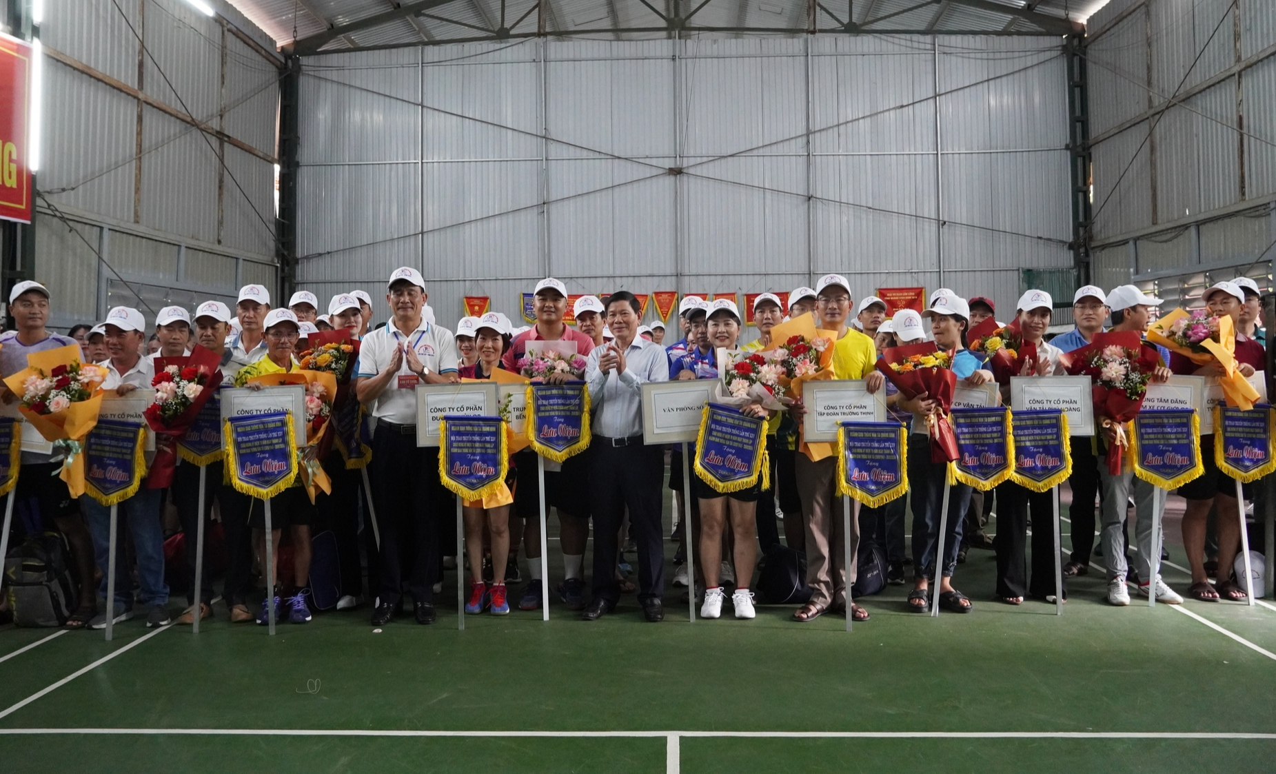 153 VĐV Quảng Bình tham gia Hội thao ngành Giao thông vận tải- Ảnh 1. 153 VĐV Quảng Bình tham gia Hội thao ngành Giao thông vận tải- Ảnh 1.