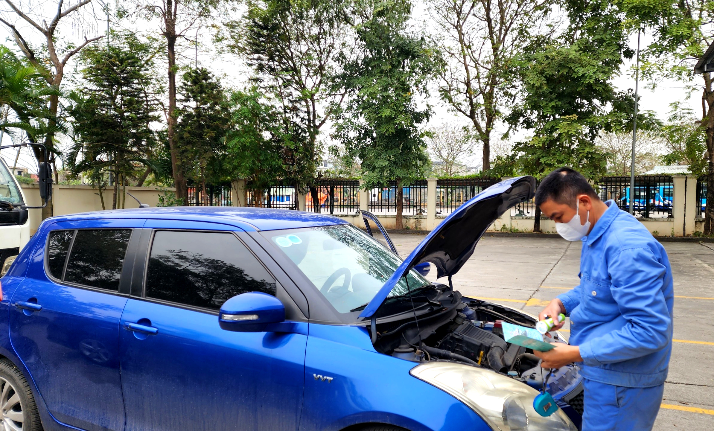 Đề xuất tạm dừng thu hồi chứng chỉ đăng kiểm vi&ecirc;n bị &aacute;n treo- Ảnh 1.