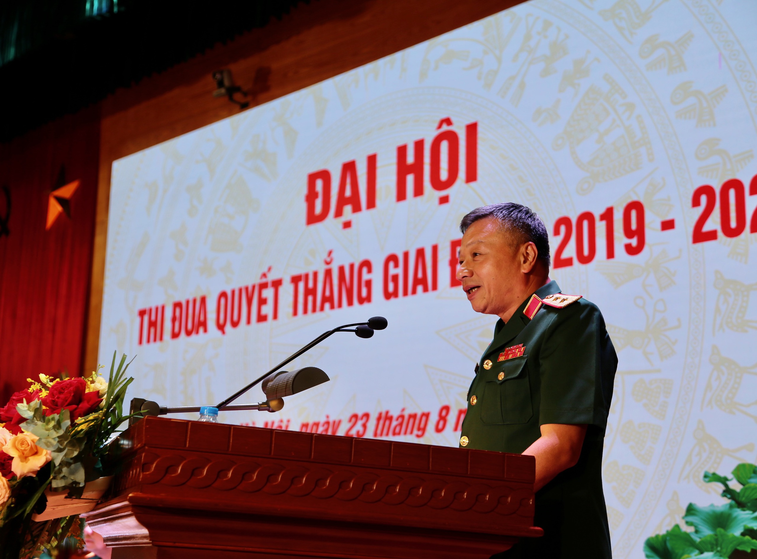 5 năm thi đua, Binh đoàn 12 tăng mạnh khối lượng công việc- Ảnh 1. 5 năm thi đua, Binh đoàn 12 tăng mạnh khối lượng công việc- Ảnh 1.