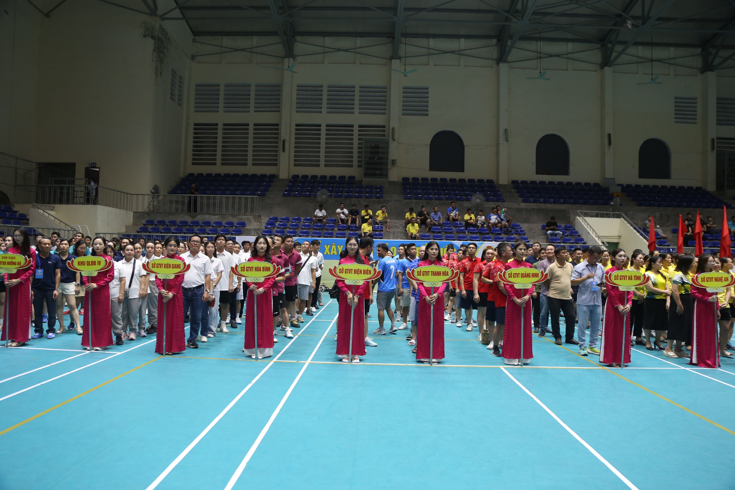 S&ocirc;i nổi hội thao ng&agrave;nh Đường bộ Việt Nam- Ảnh 3.