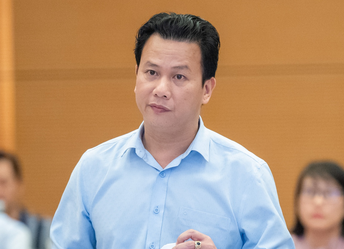 Quốc hội ph&ecirc; chuẩn miễn nhiệm Bộ trưởng T&agrave;i nguy&ecirc;n v&agrave; M&ocirc;i trường Đặng Quốc Kh&aacute;nh- Ảnh 1.