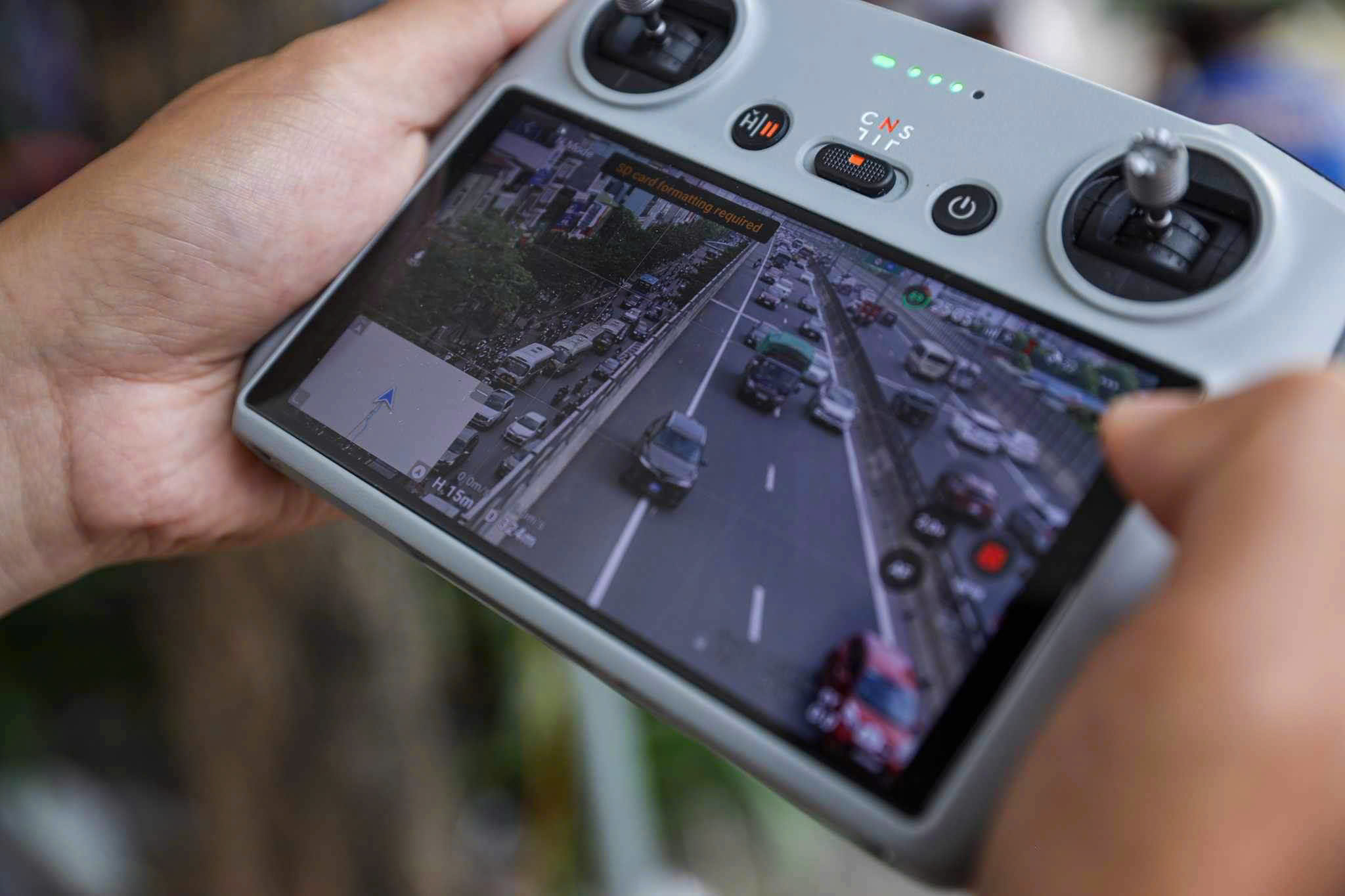 CSGT d&ugrave;ng flycam ph&aacute;t hiện loạt xe vi phạm tr&ecirc;n đường V&agrave;nh đai 3- Ảnh 9.