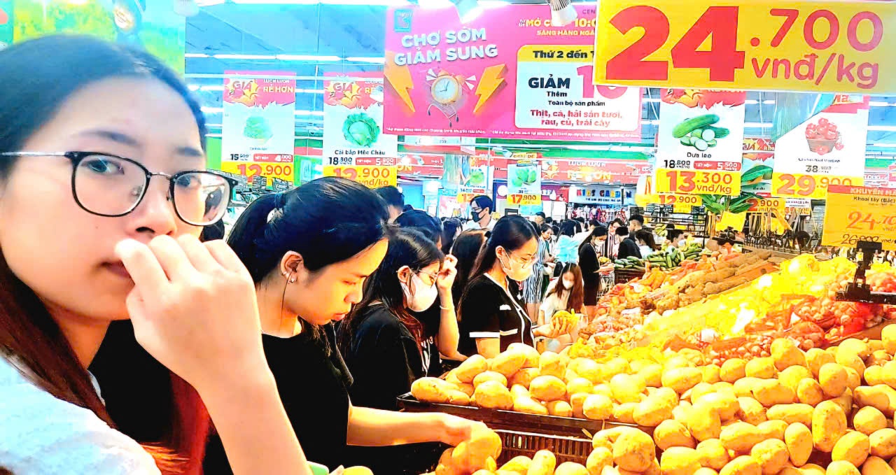 Giảm trừ gia cảnh qu&aacute; thấp, v&igrave; sao Bộ T&agrave;i ch&iacute;nh chưa n&acirc;ng?- Ảnh 1.