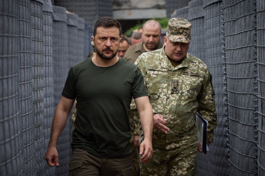 Ukraine hối th&uacute;c Belarus r&uacute;t qu&acirc;n ngay khỏi khu vực bi&ecirc;n giới chung- Ảnh 1.