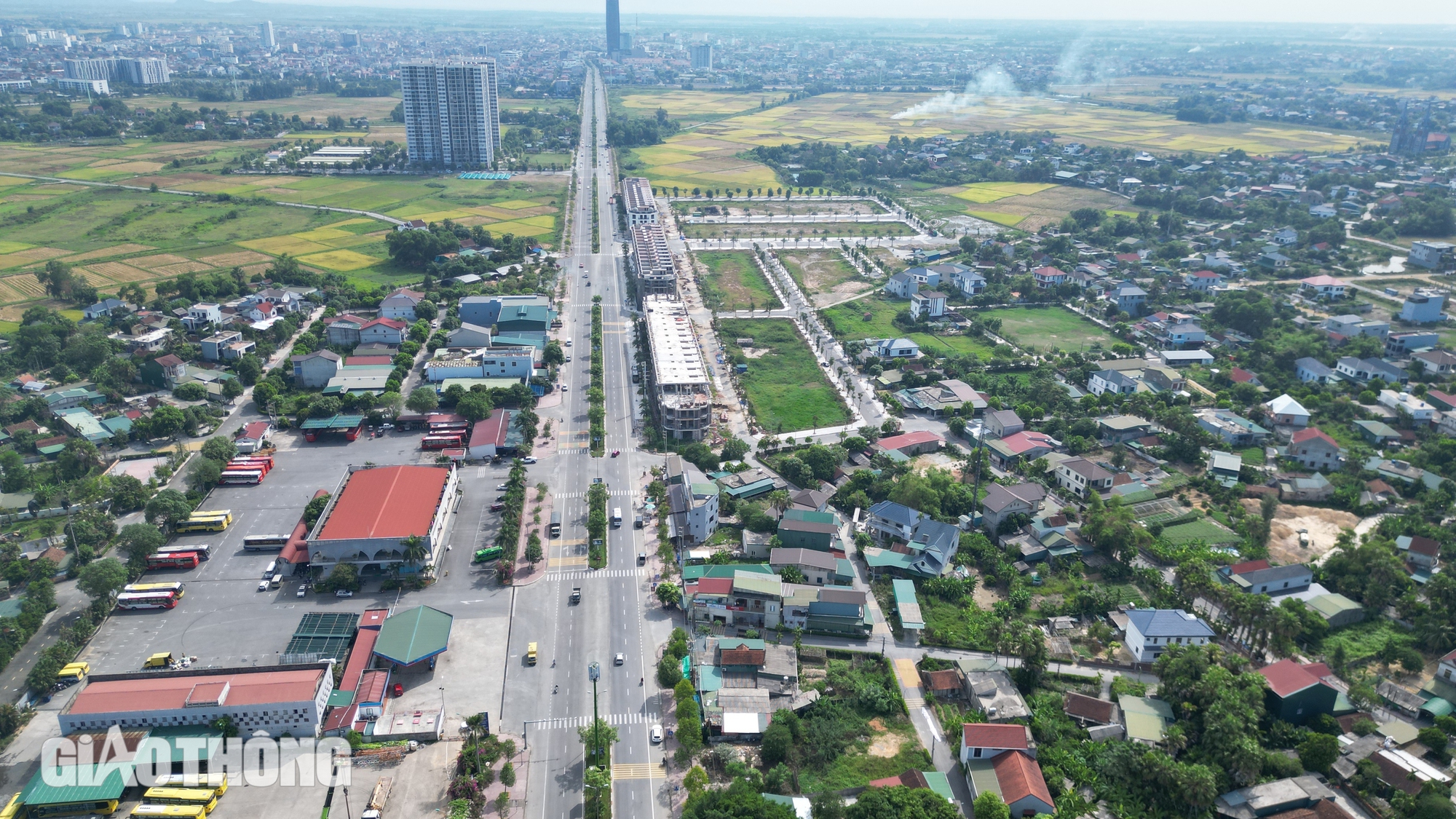 Đường hơn 570 tỷ ở Hà Tĩnh khó về đích đúng hẹn vì chậm tái định cư- Ảnh 7. Đường hơn 570 tỷ ở Hà Tĩnh khó về đích đúng hẹn vì chậm tái định cư- Ảnh 7.