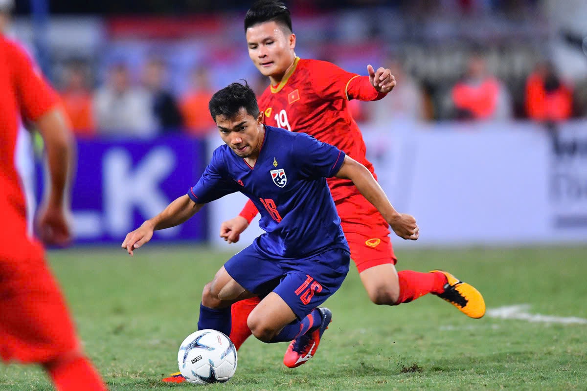 2 ng&ocirc;i sao Th&aacute;i Lan từng l&agrave;m kh&oacute; thầy Park lỡ trận gặp tuyển Việt Nam- Ảnh 1.