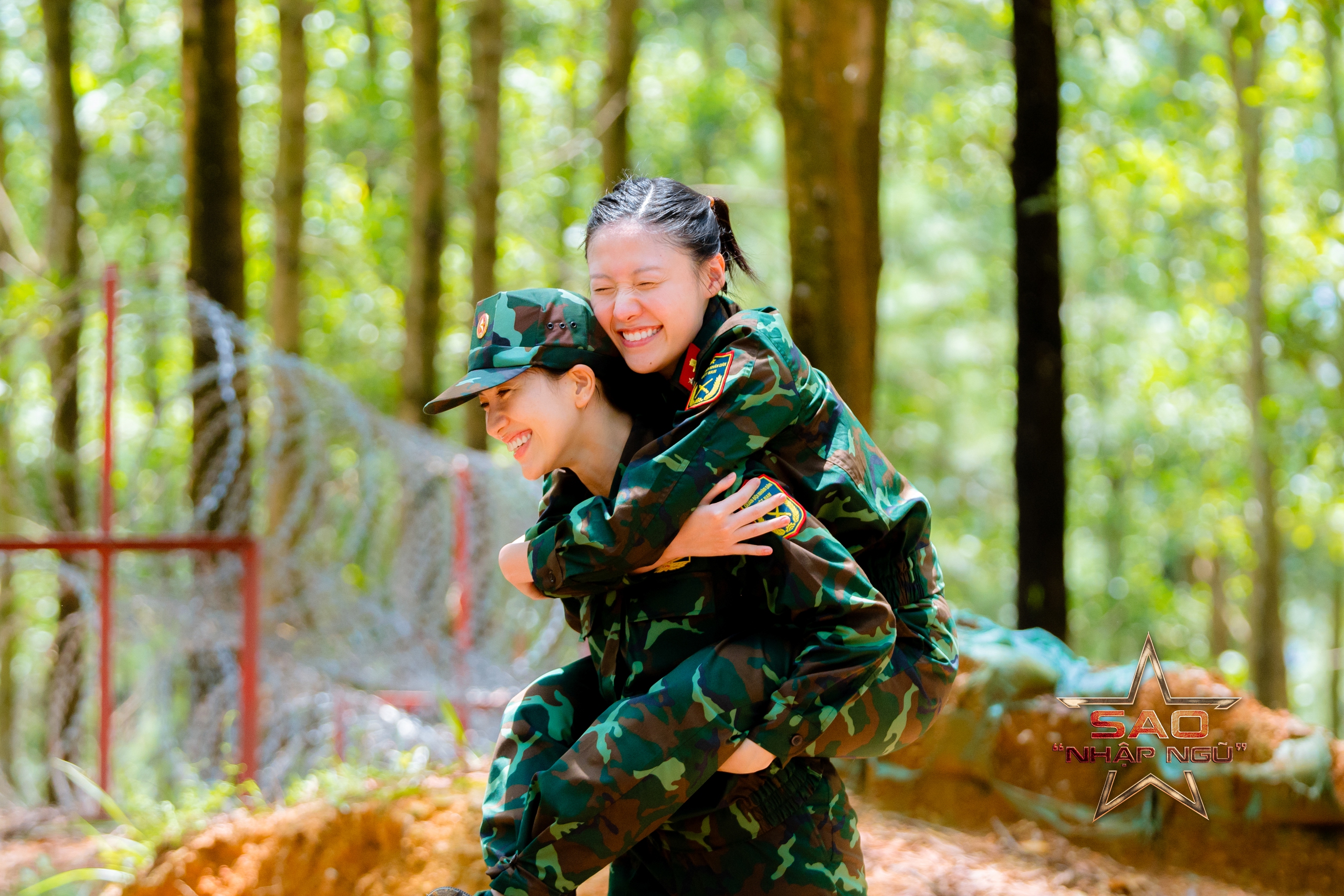 Sao nhập ngũ 2024 tập 4: Uyển &Acirc;n được y&ecirc;u cầu c&otilde;ng thương binh nặng 75kg- Ảnh 4.