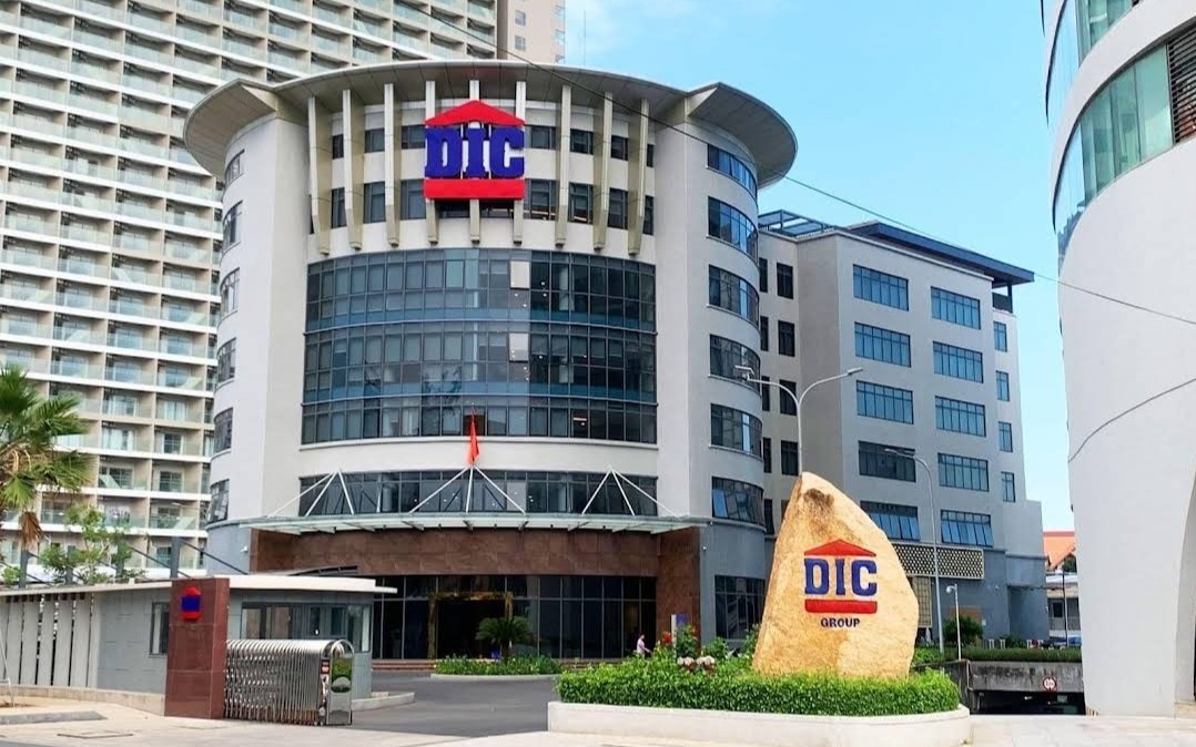 Loạt tồn tại trong qu&aacute; tr&igrave;nh cổ phần h&oacute;a DIC Corp