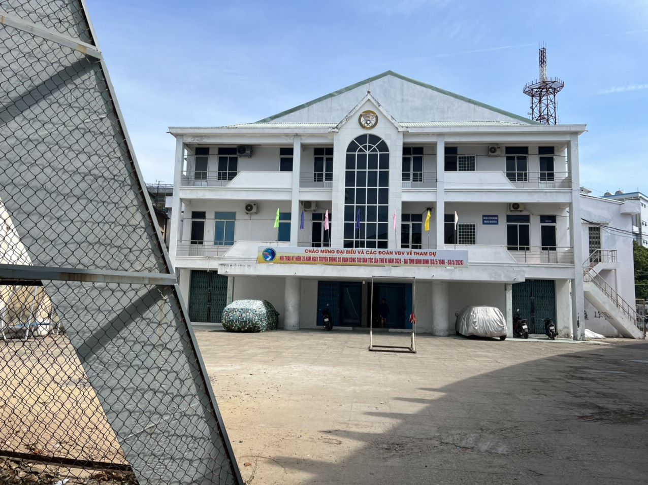 V&igrave; sao HLV đội b&oacute;ng n&eacute;m nữ B&igrave;nh Định bị buộc th&ocirc;i việc?- Ảnh 1.