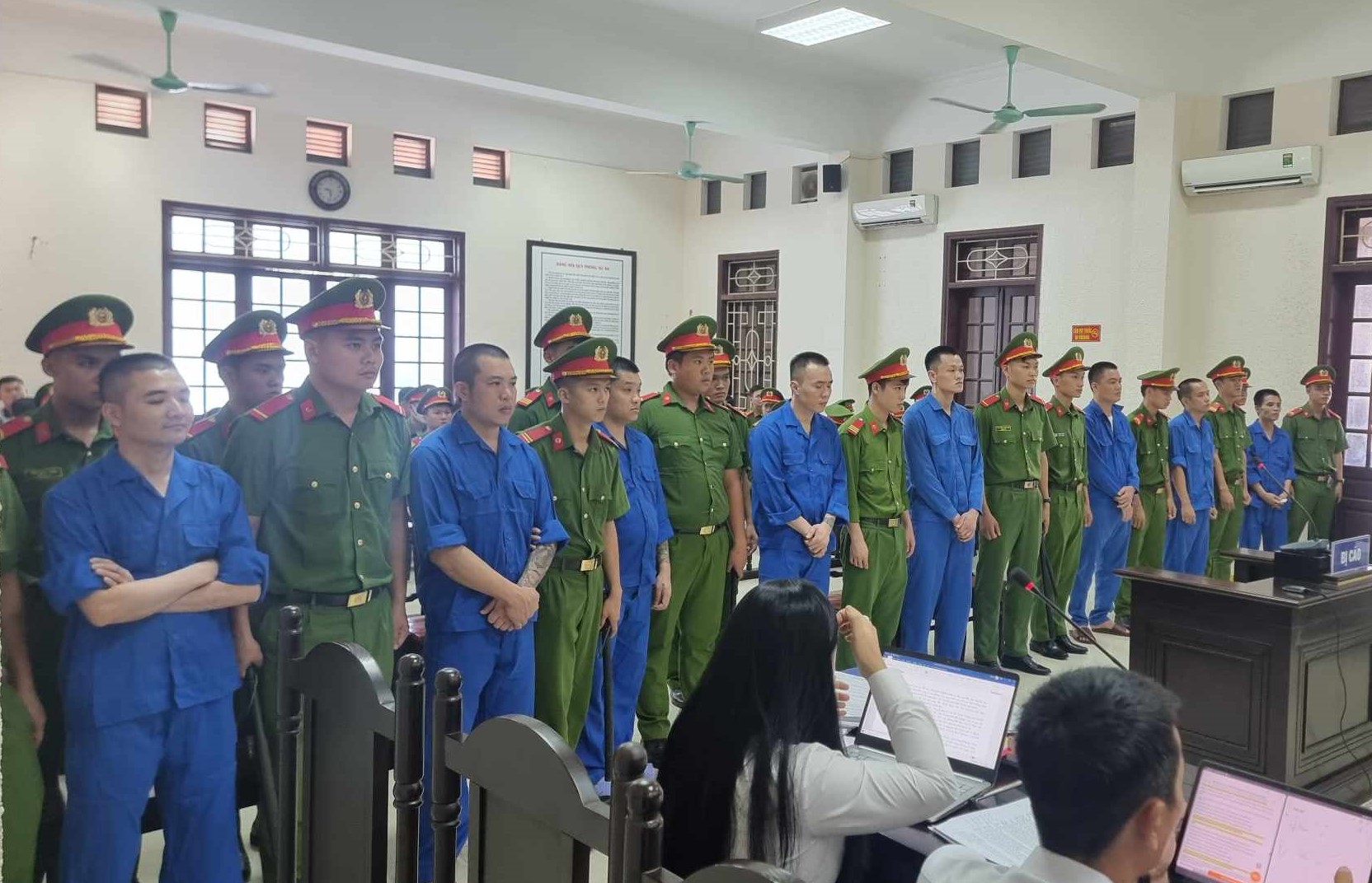 Qu&acirc;n "idol" c&ugrave;ng 3 đồng phạm bị tuy&ecirc;n &aacute;n tử h&igrave;nh- Ảnh 2.