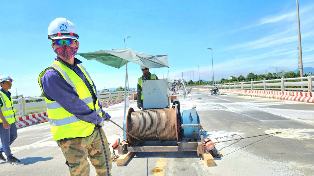 Từ tháng 9, các phương tiện được lưu thông qua cầu Trà Khúc 2- Ảnh 1. Từ tháng 9, các phương tiện được lưu thông qua cầu Trà Khúc 2- Ảnh 1.