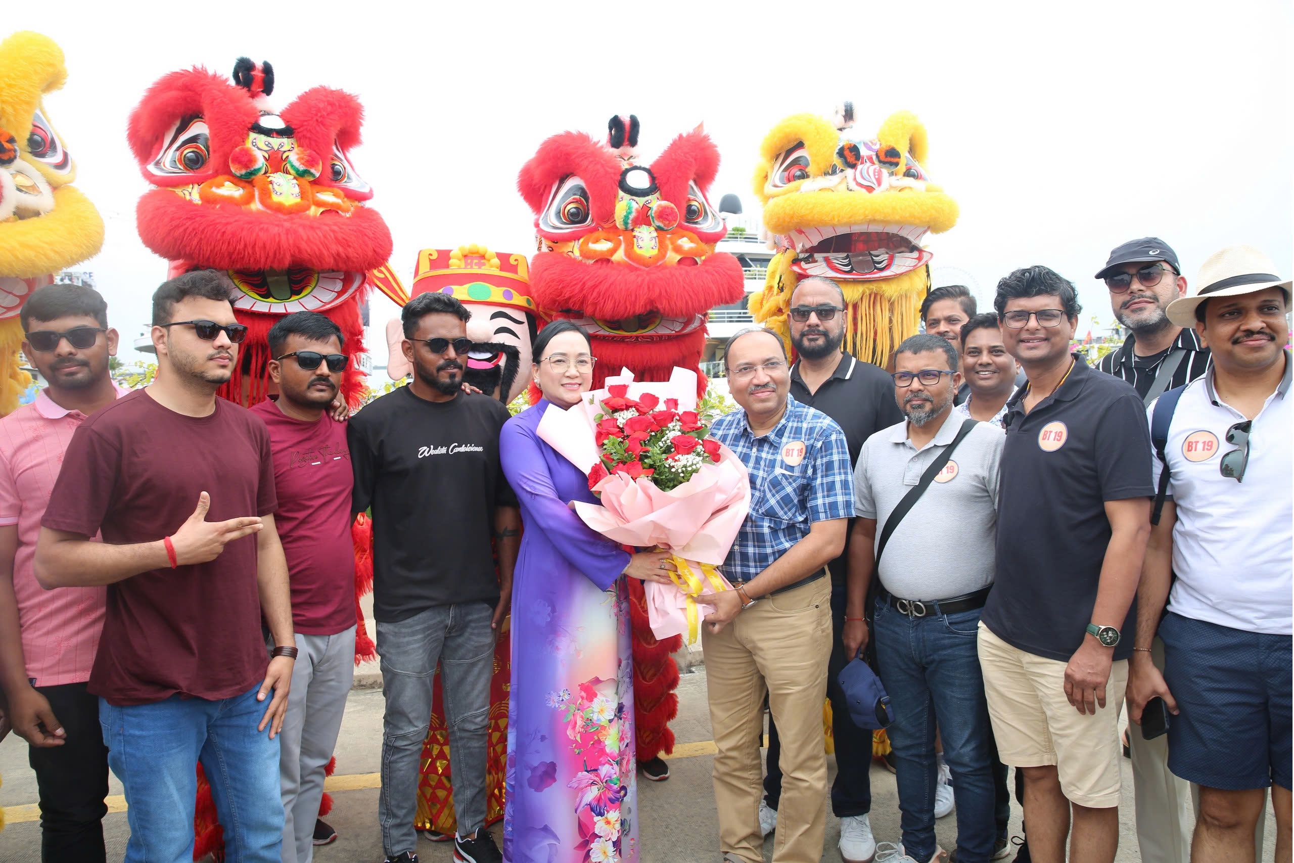 Hậu trường chuyện đi lại, bếp n&uacute;c cho đo&agrave;n 4.500 kh&aacute;ch của tỷ ph&uacute; Ấn Độ đến Việt Nam- Ảnh 2.