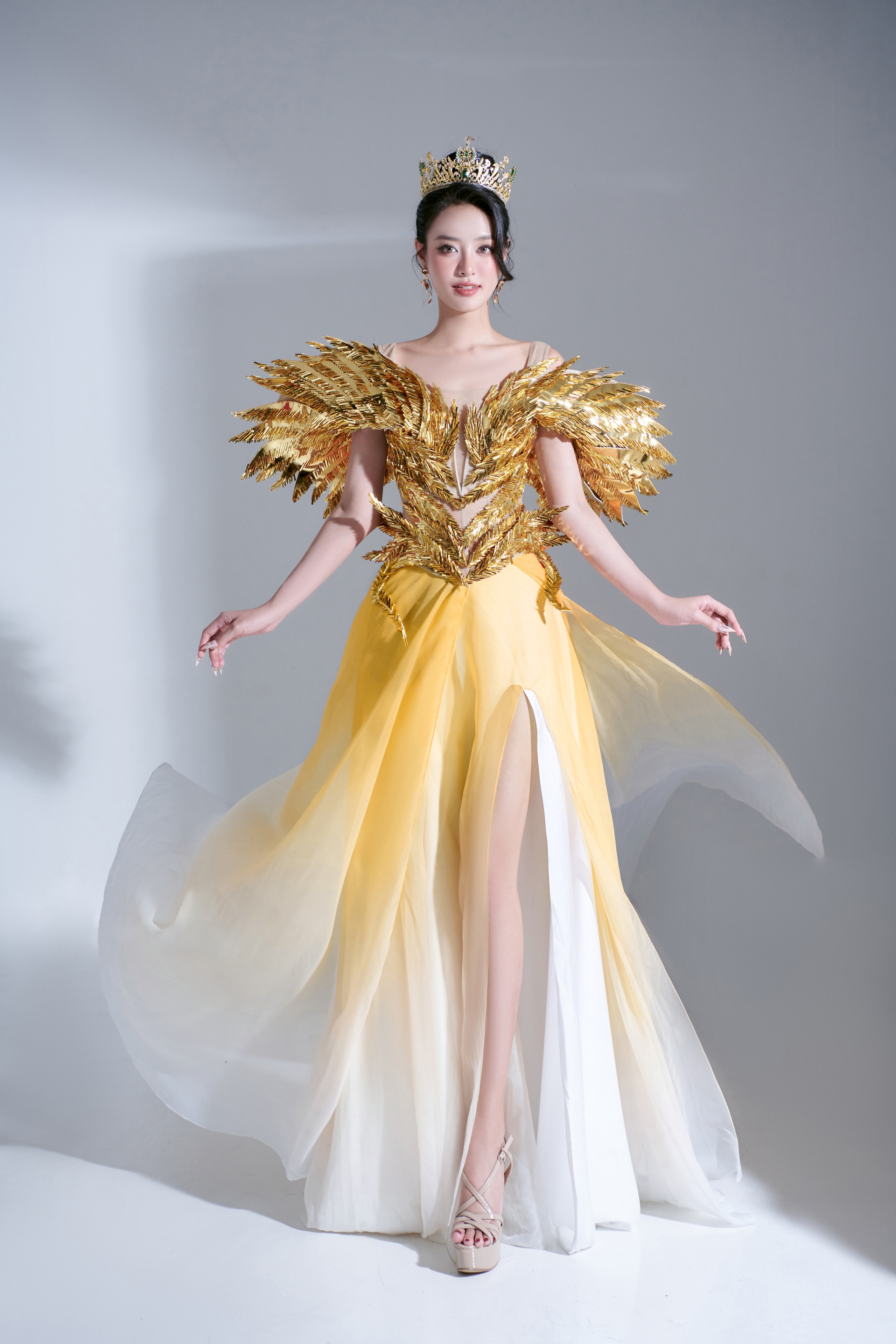 Á hậu 1 Miss Grand Vietnam 2023 Bùi Khánh Linh: Tôi dám nhận thử thách- Ảnh 12. Á hậu 1 Miss Grand Vietnam 2023 Bùi Khánh Linh: Tôi dám nhận thử thách- Ảnh 12.