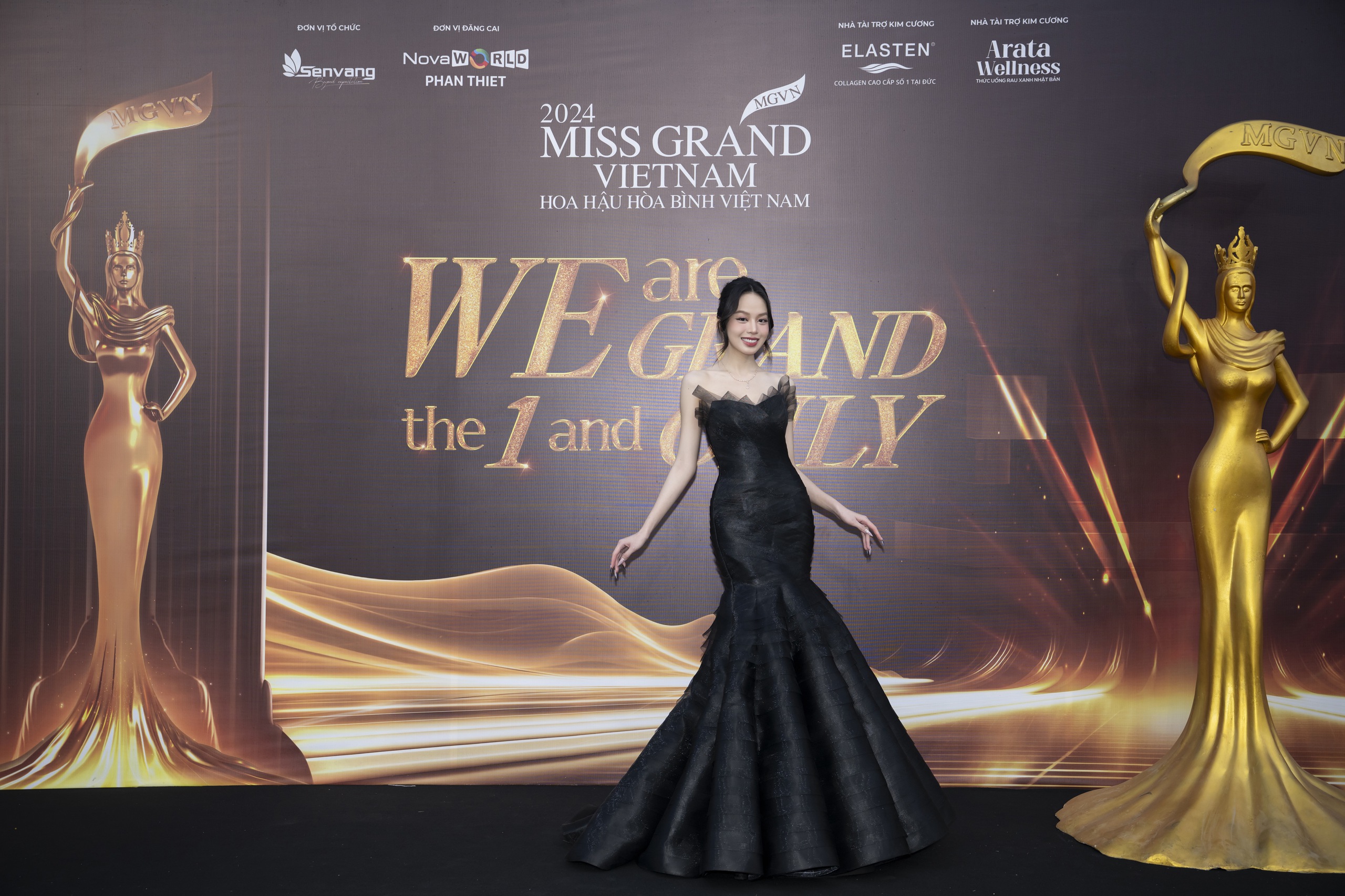 Dàn mỹ nhân so kè vóc dáng gợi cảm tại chung kết Miss Grand Vietnam- Ảnh 9. Dàn mỹ nhân so kè vóc dáng gợi cảm tại chung kết Miss Grand Vietnam- Ảnh 9.