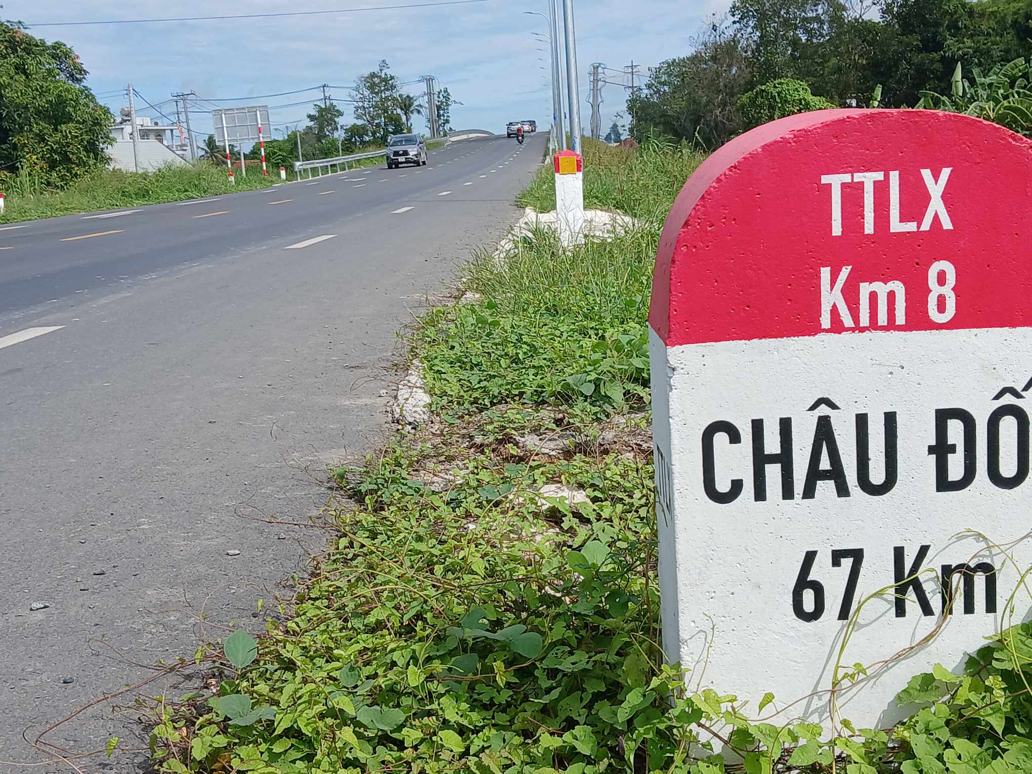 Đi Bảy N&uacute;i dịp 2/9 n&ecirc;n chọn tuyến tr&aacute;nh Long Xuy&ecirc;n- Ảnh 1.