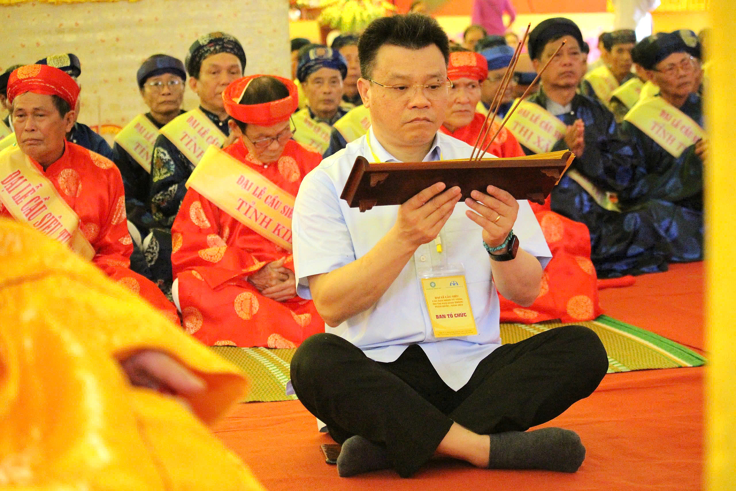 H&igrave;nh ảnh tại đại lễ cầu si&ecirc;u nạn nh&acirc;n tử vong do tai nạn giao th&ocirc;ng năm 2024- Ảnh 2.