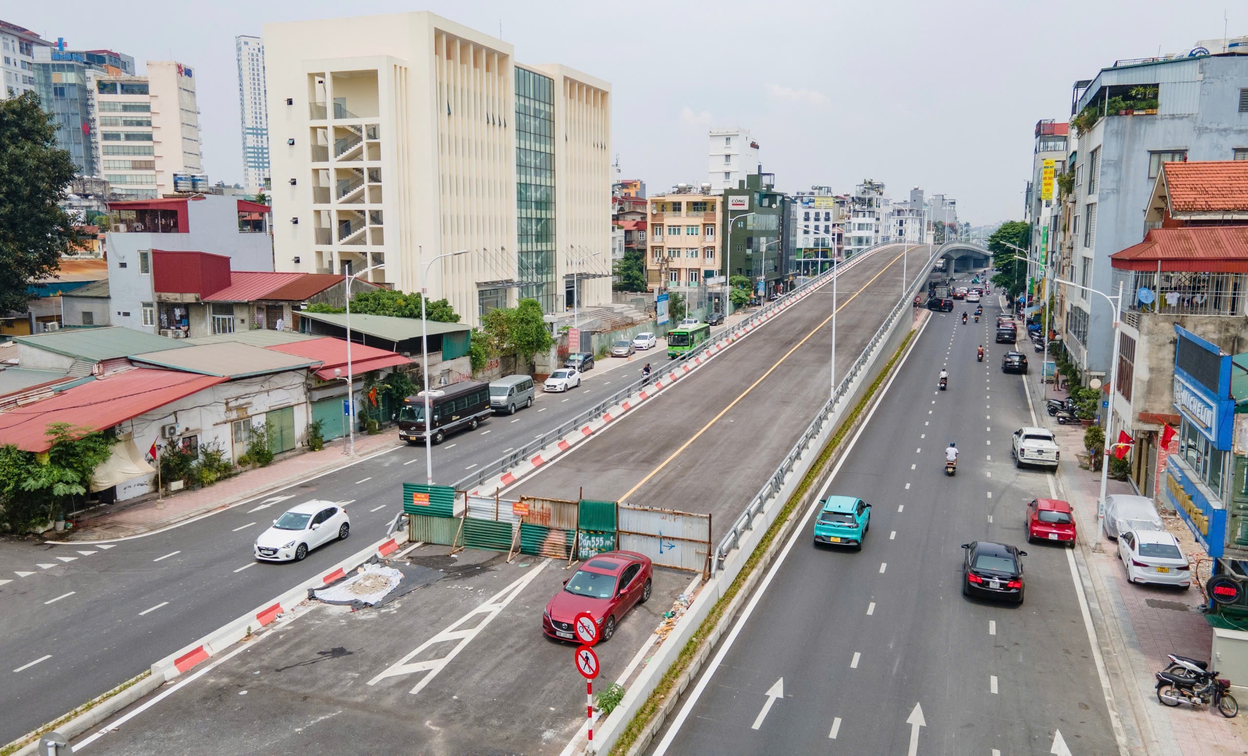 To&agrave;n cảnh tuyến đường 1.200 tỷ đồng ở H&agrave; Nội sắp th&ocirc;ng xe- Ảnh 4.