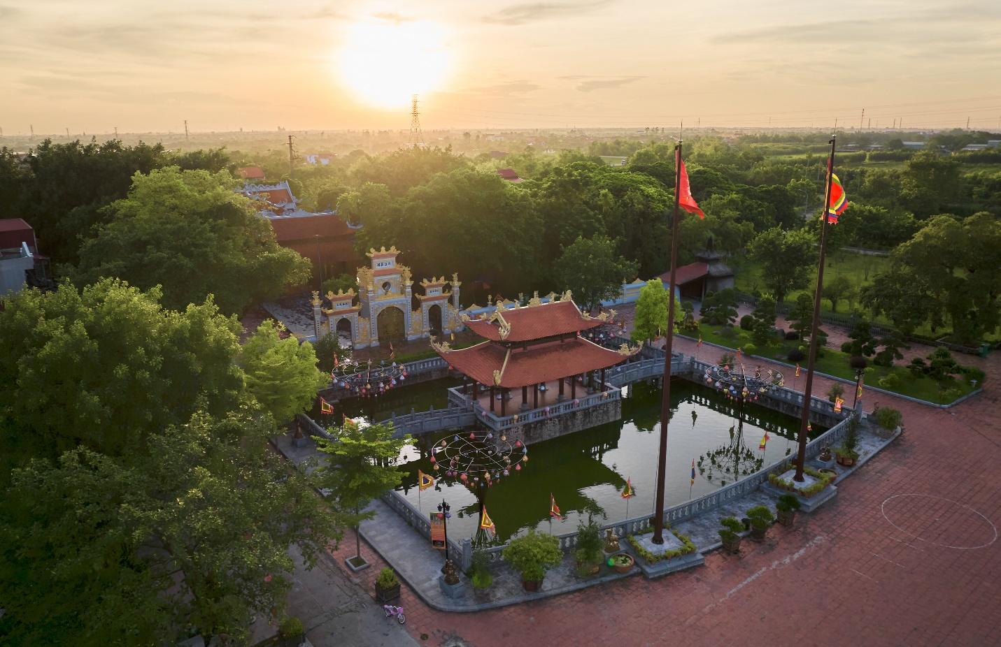 Giới trẻ m&ecirc; mẩn với c&aacute;c điểm t&acirc;m linh đẹp như tranh vẽ ở H&agrave; Nam- Ảnh 8.